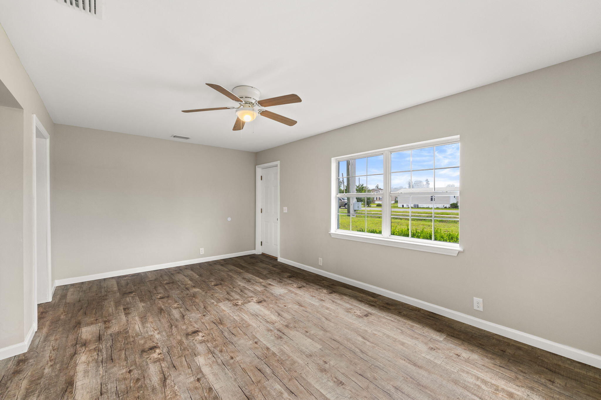 NO RECORDED SUBDIVISION - Residential