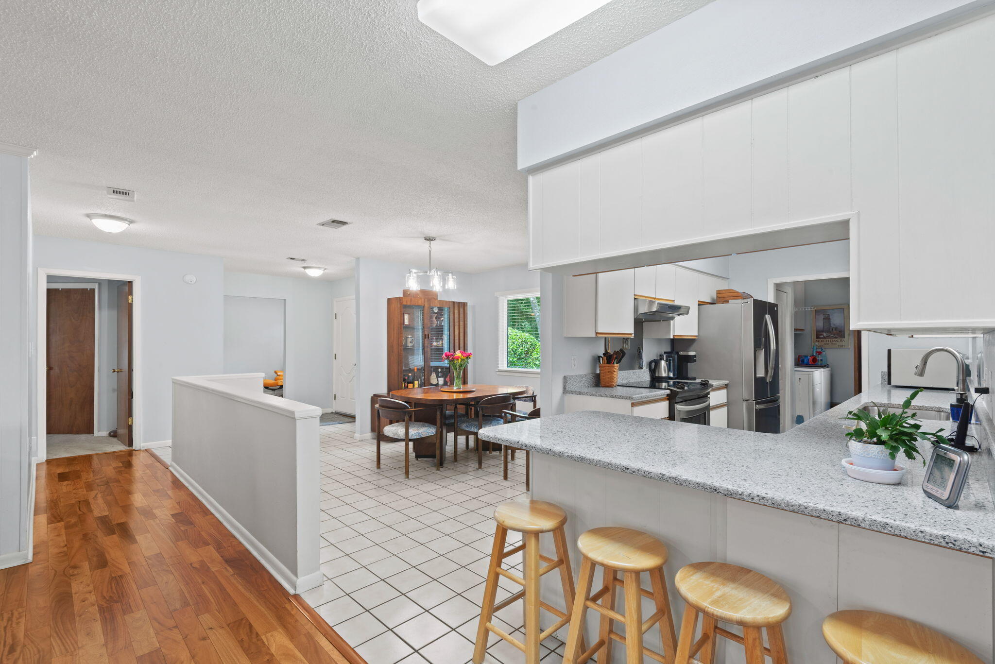 ROCKY BAYOU COUNTRY CLUB ESTATES 6 - Residential
