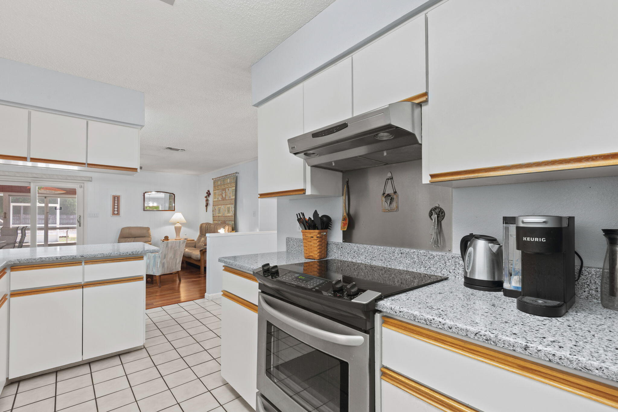 ROCKY BAYOU COUNTRY CLUB ESTATES 6 - Residential