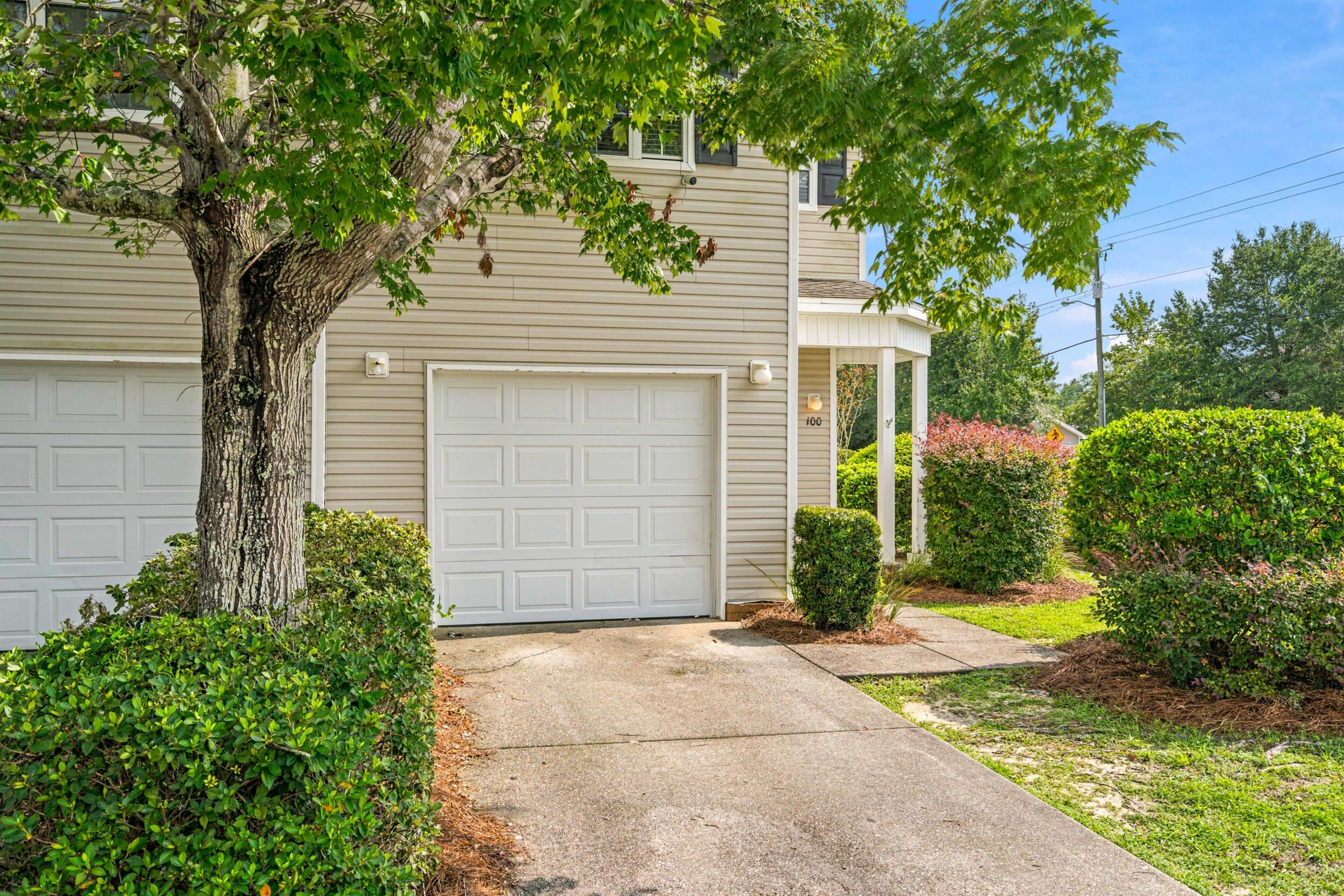 ENDICOTT VILLAGE - Residential