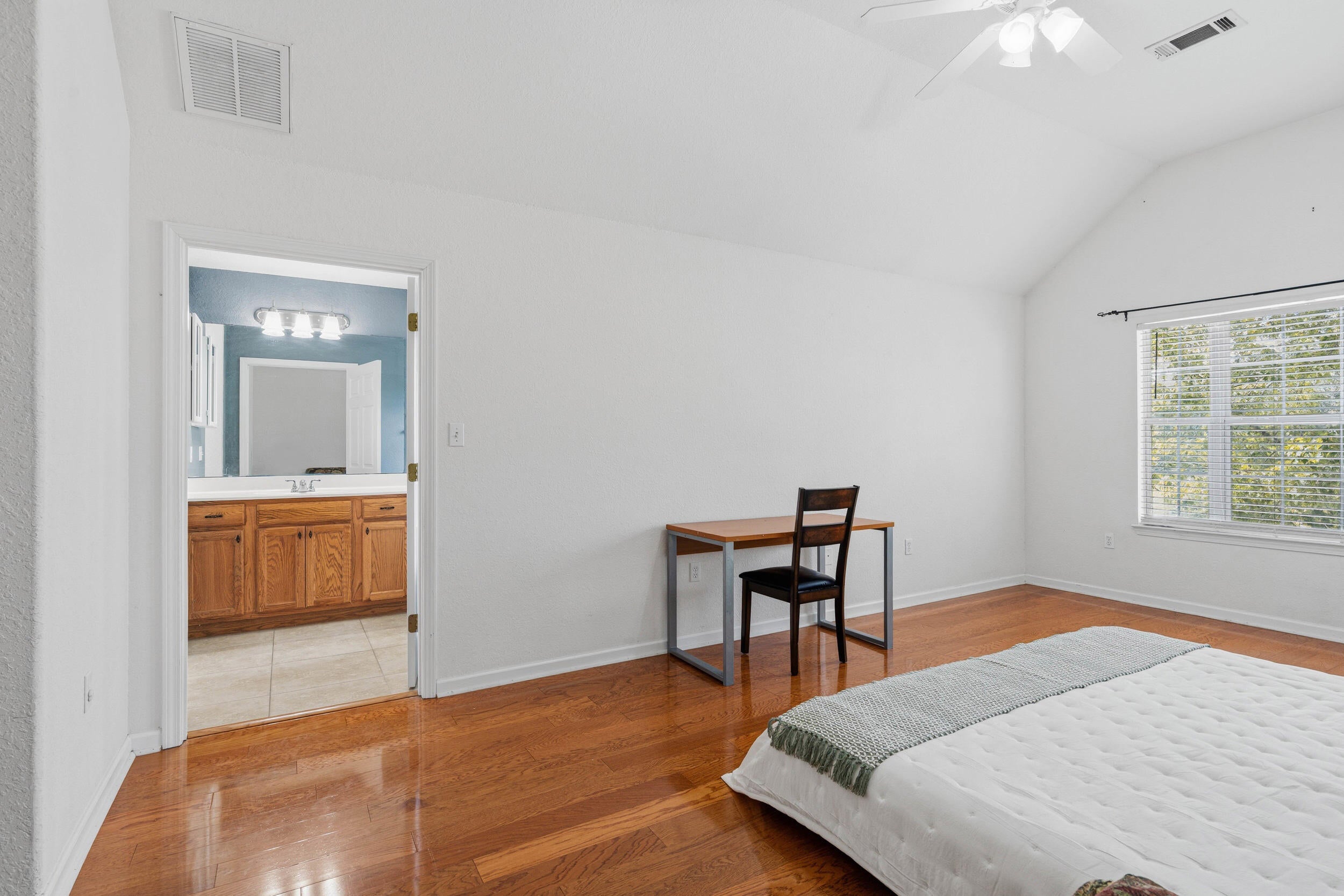 ENDICOTT VILLAGE - Residential