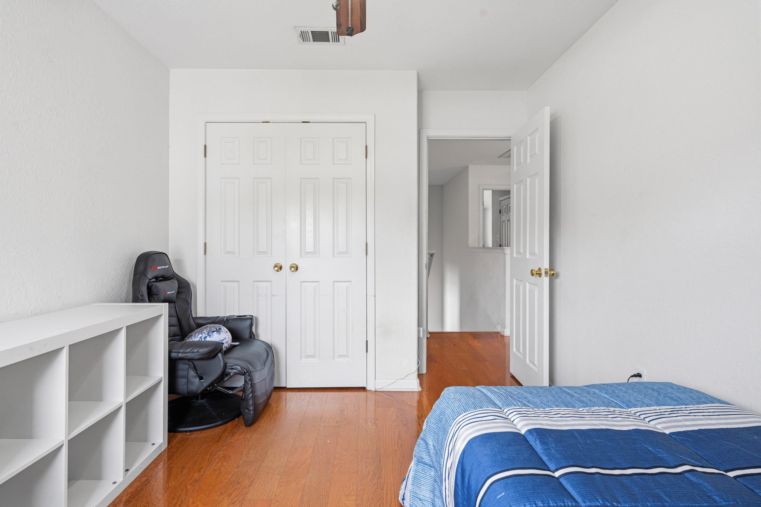 ENDICOTT VILLAGE - Residential