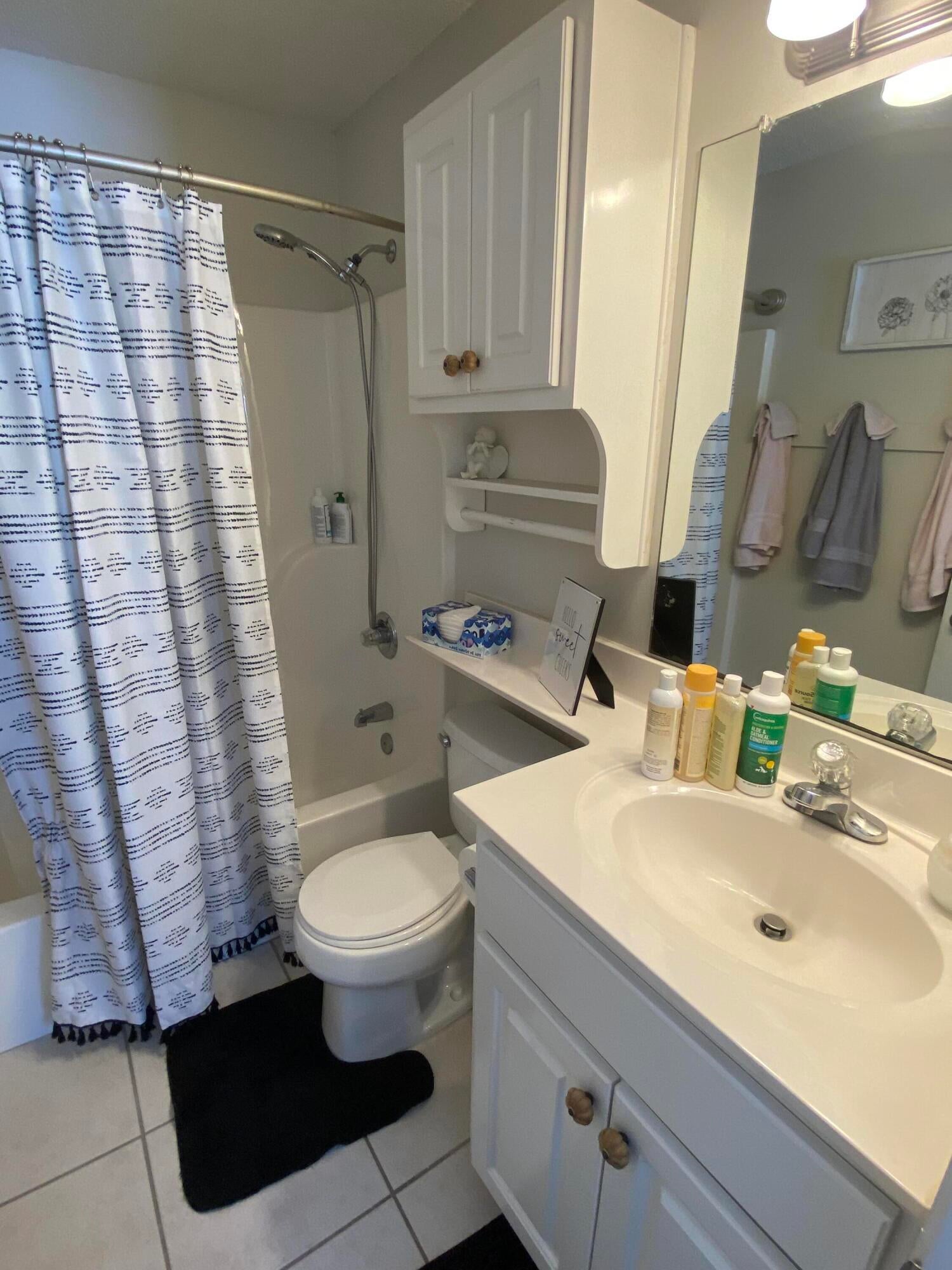VILLA DANIELLE 1ST ADDN - Residential Lease