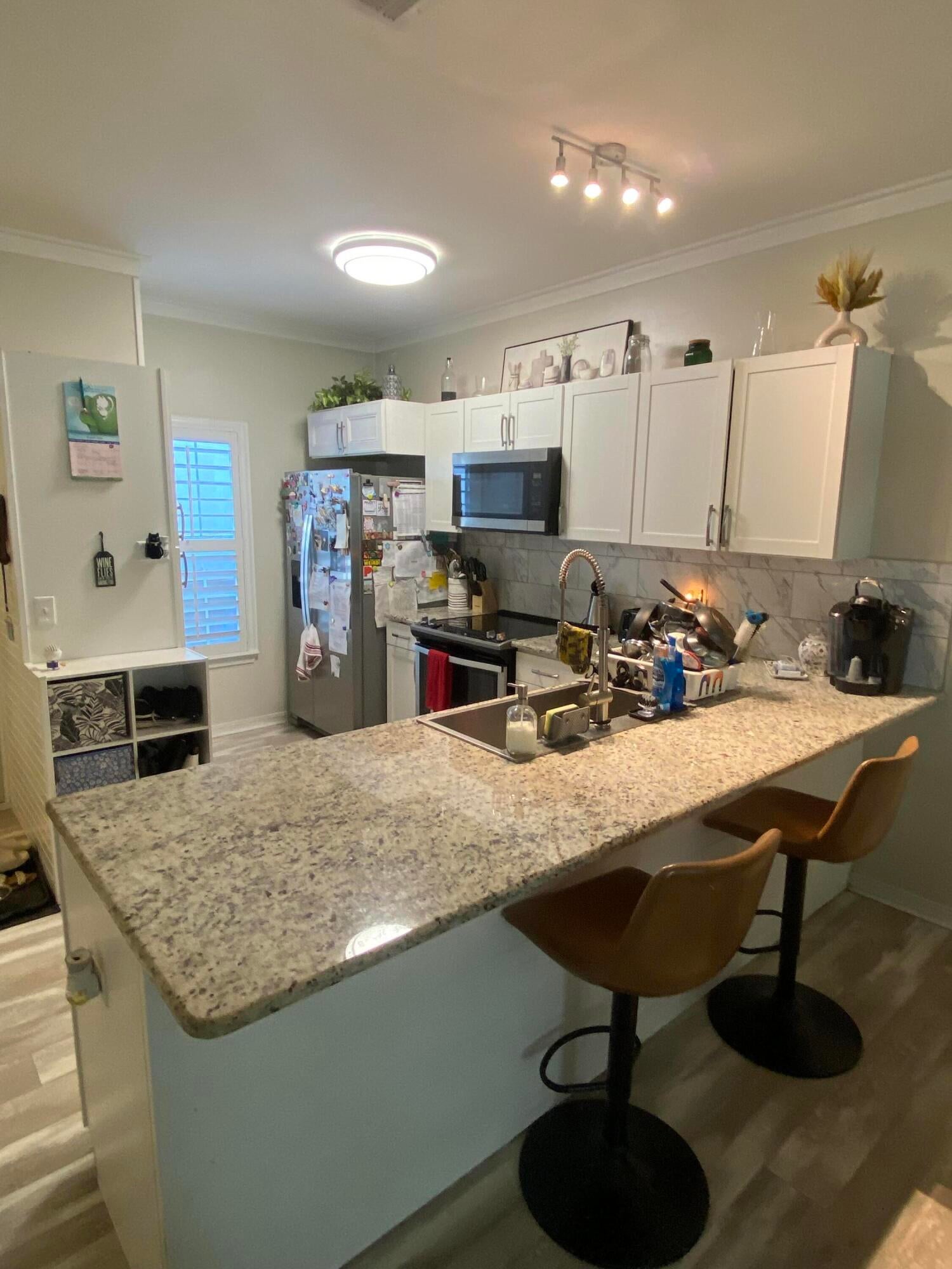 VILLA DANIELLE 1ST ADDN - Residential Lease