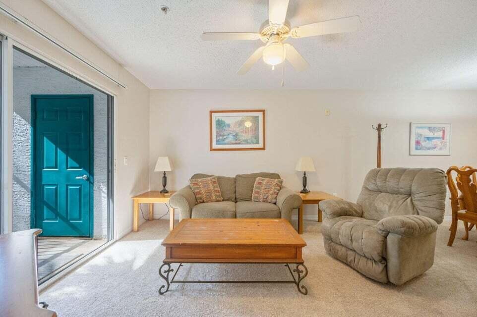THE FLORIDA CLUB - Residential Lease