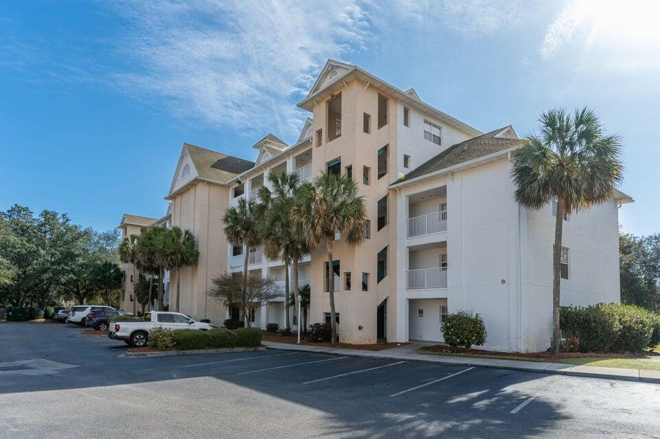 THE FLORIDA CLUB - Residential Lease