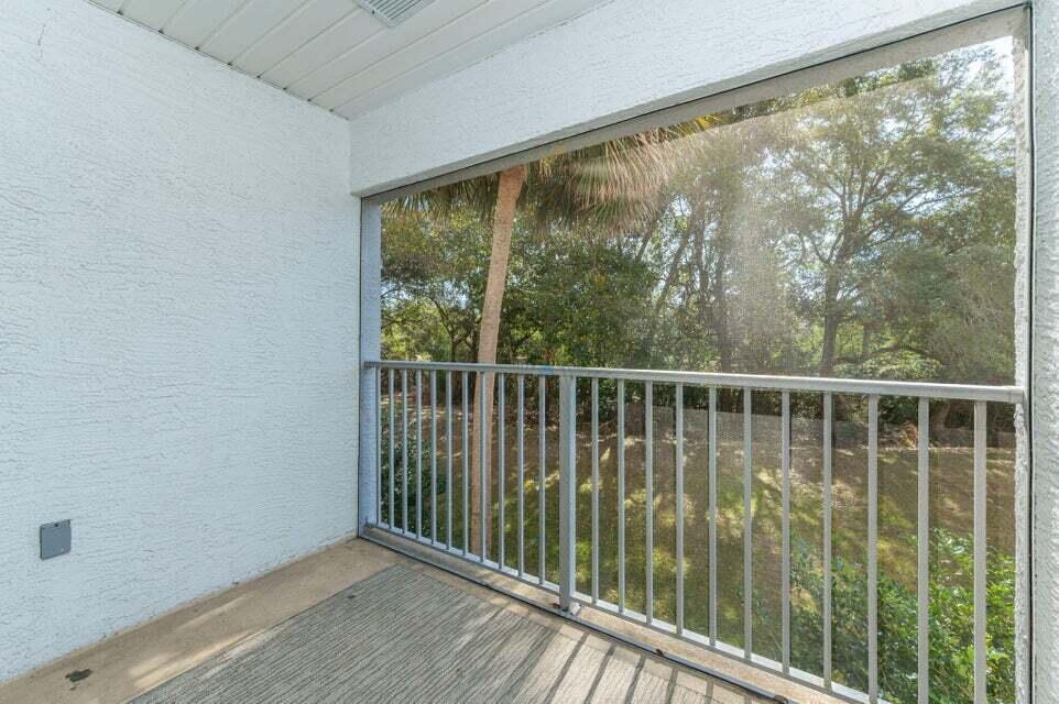 THE FLORIDA CLUB - Residential Lease