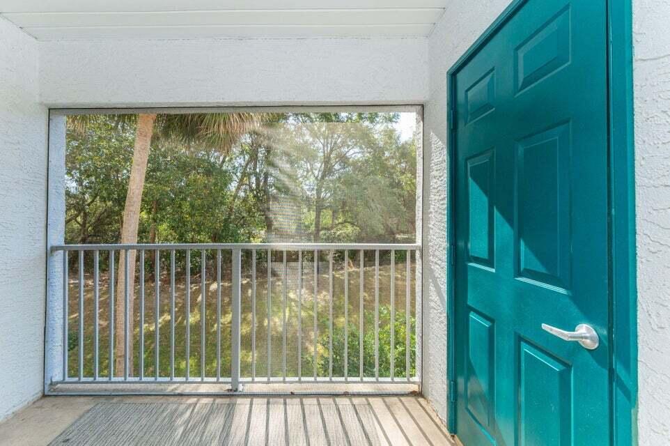THE FLORIDA CLUB - Residential Lease