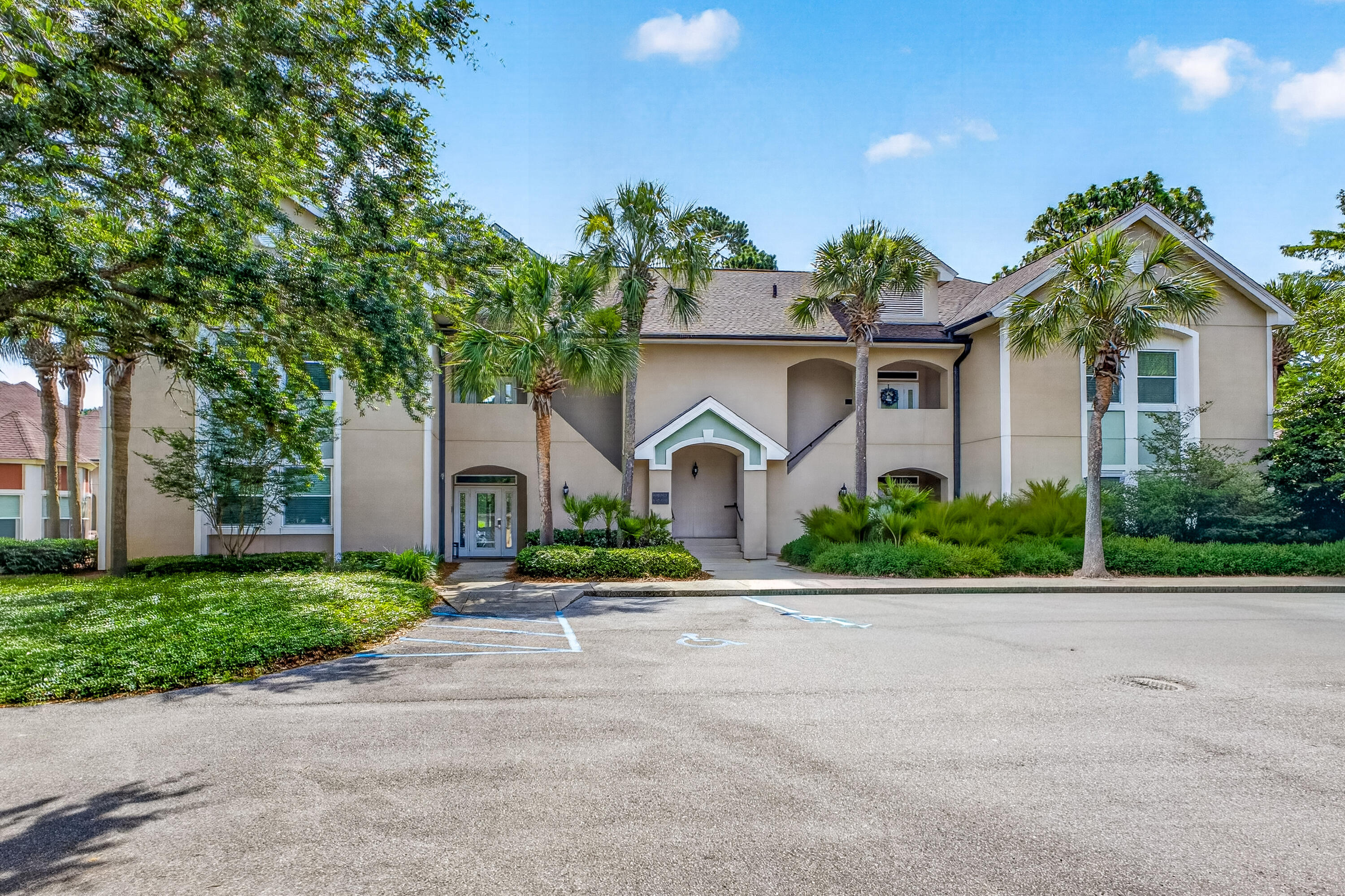 TURNBERRY VILLAS CONDO - Residential
