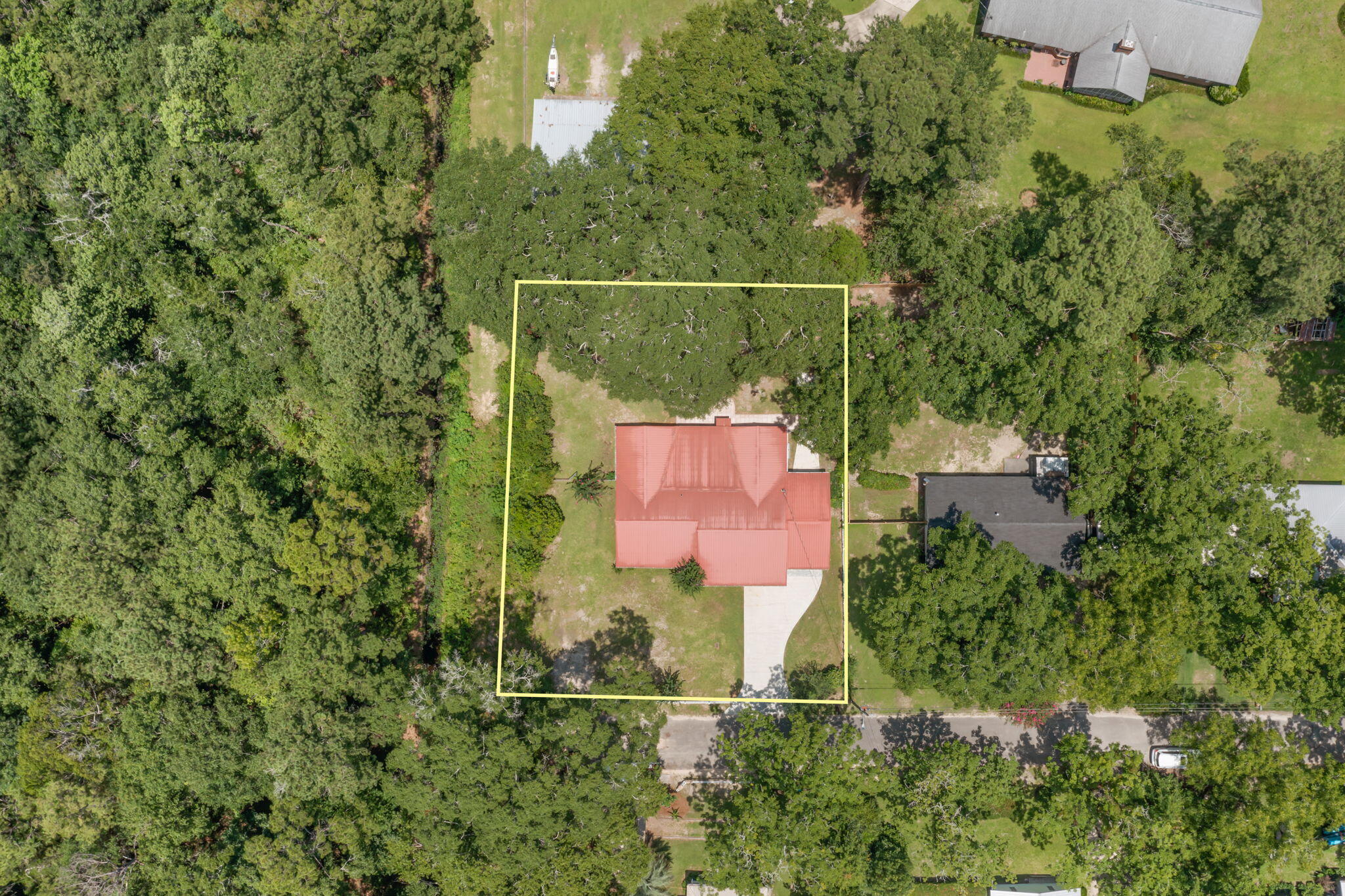NO RECORDED SUBDIVISION - Residential