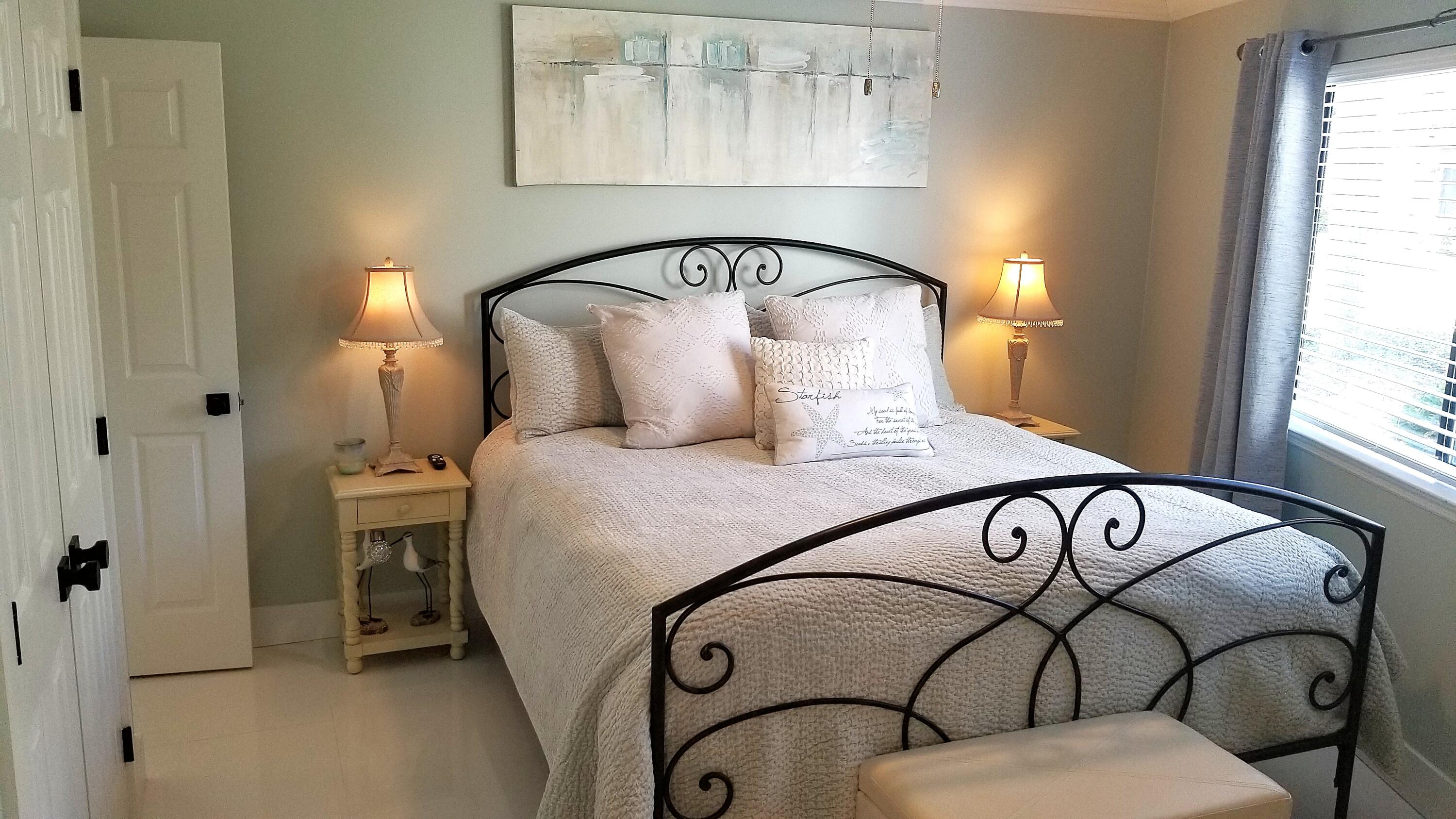 CRYSTAL VILLAGE CONDO PH 1 - Residential