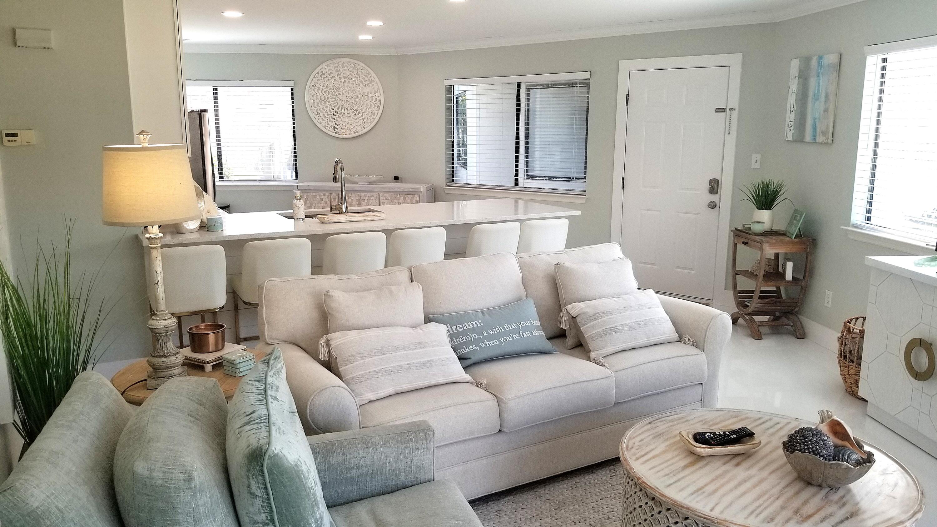 CRYSTAL VILLAGE CONDO PH 1 - Residential