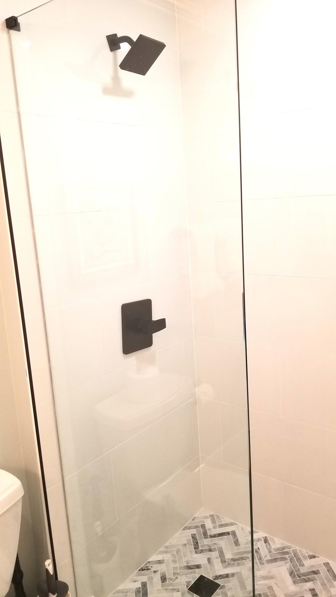 CRYSTAL VILLAGE CONDO PH 1 - Residential