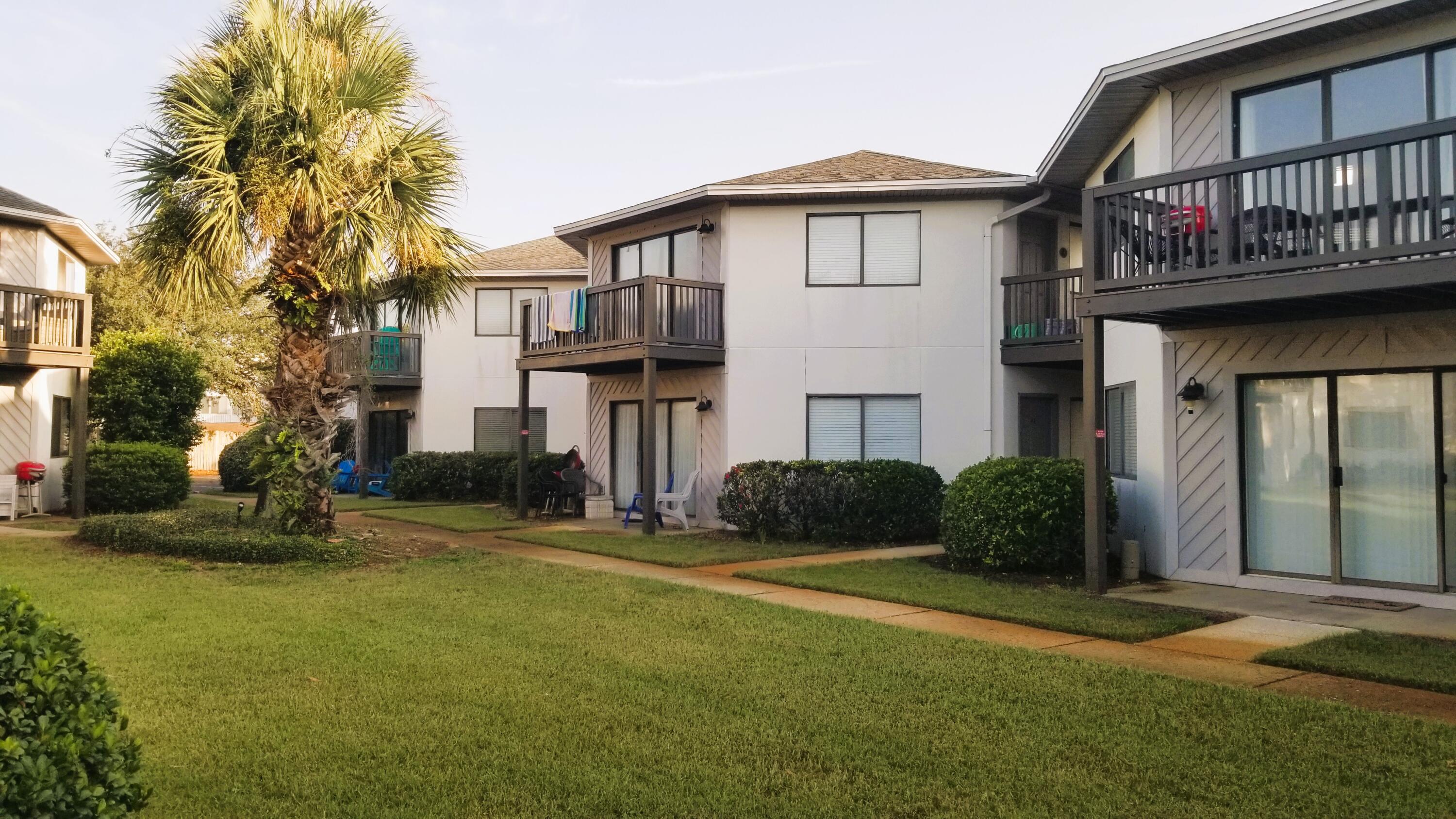CRYSTAL VILLAGE CONDO PH 1 - Residential