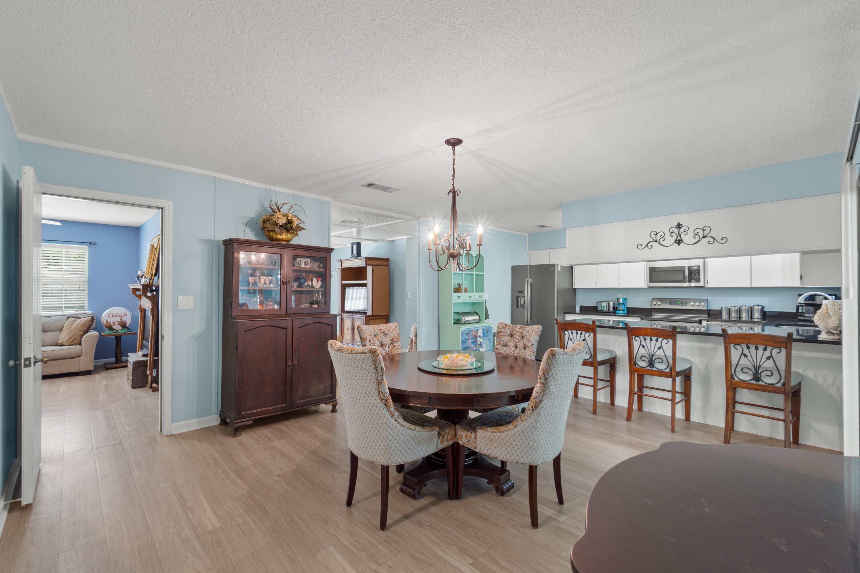 LISETTE ESTATES - Residential