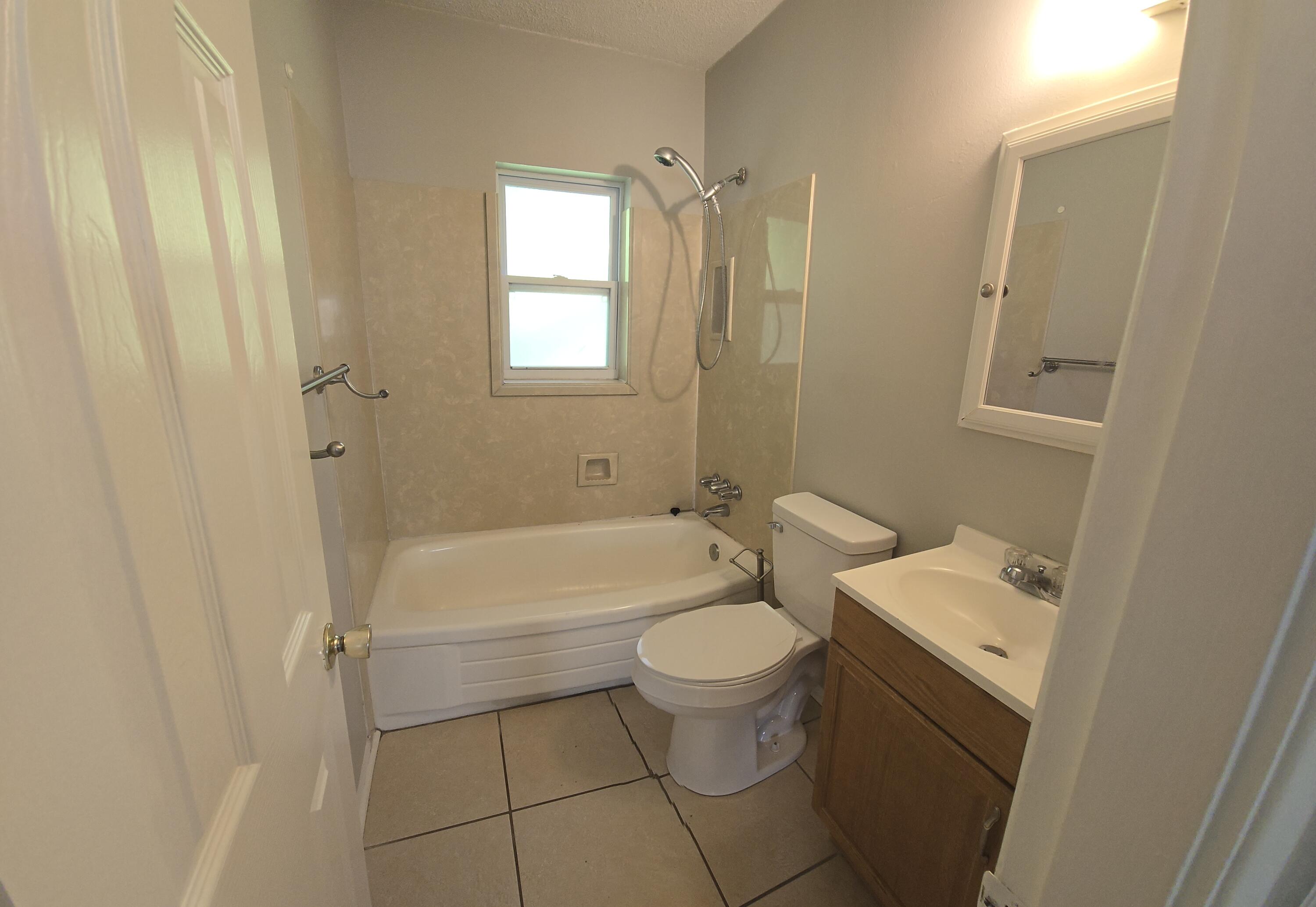 CANDLEWOOD VILLAGE - Residential Lease