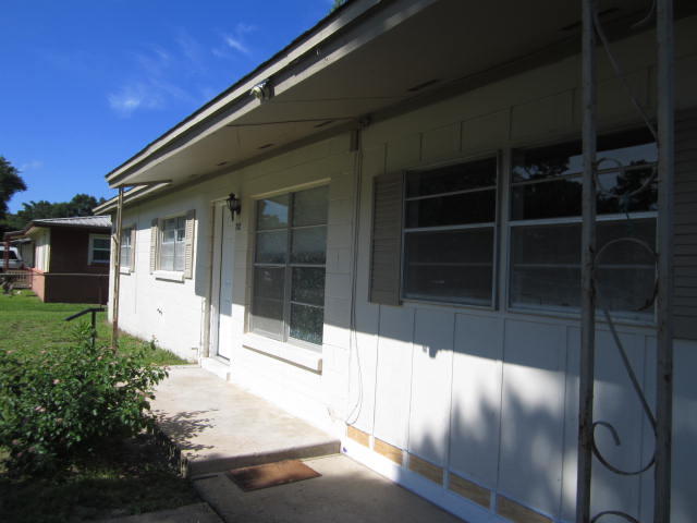 CANDLEWOOD VILLAGE - Residential Lease
