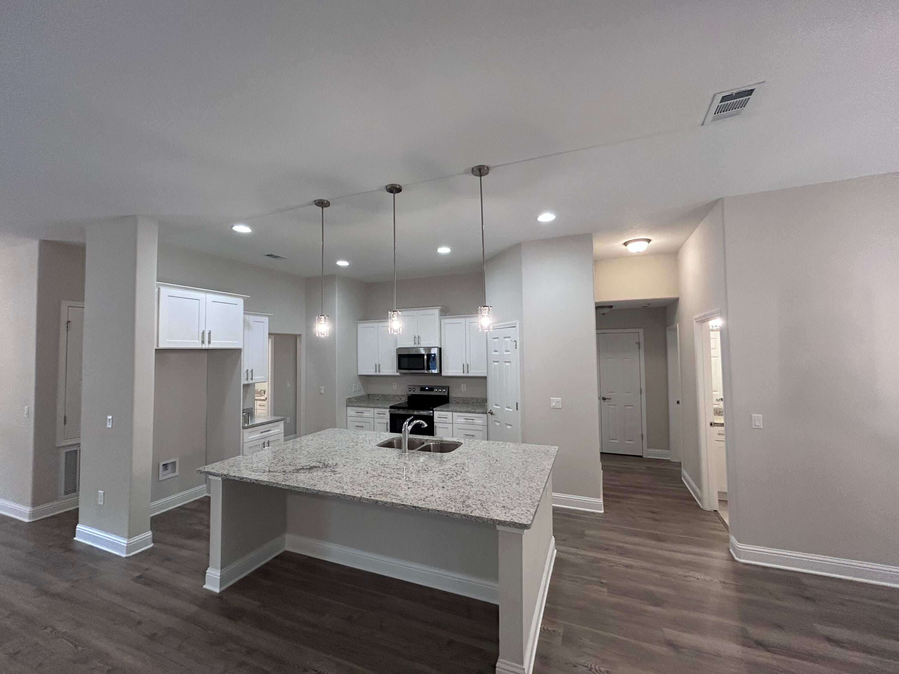 HIDDEN PINES ESTATES - Residential