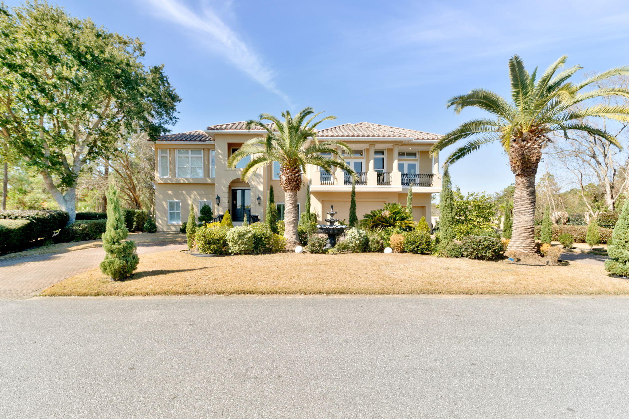 DEER POINT COVE - Residential