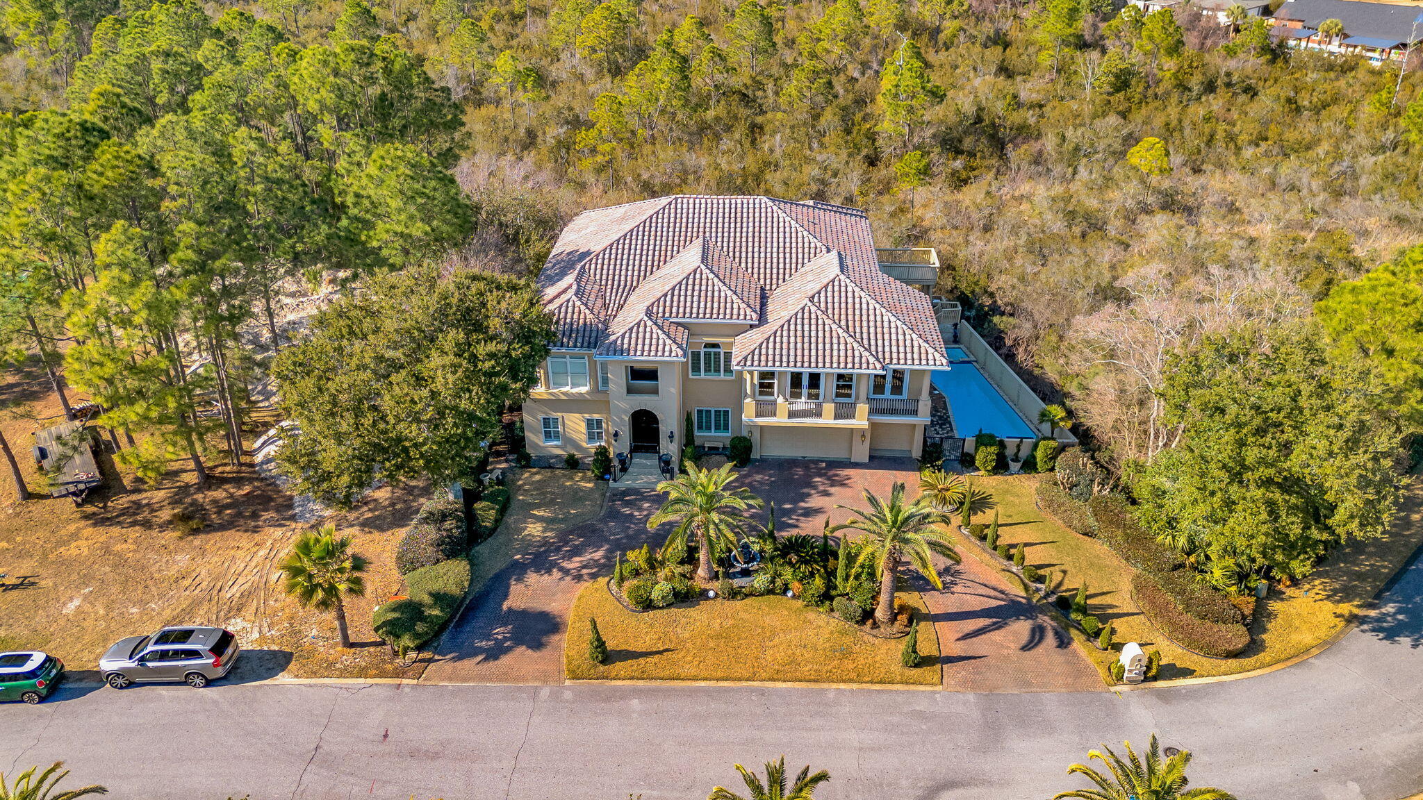 DEER POINT COVE - Residential