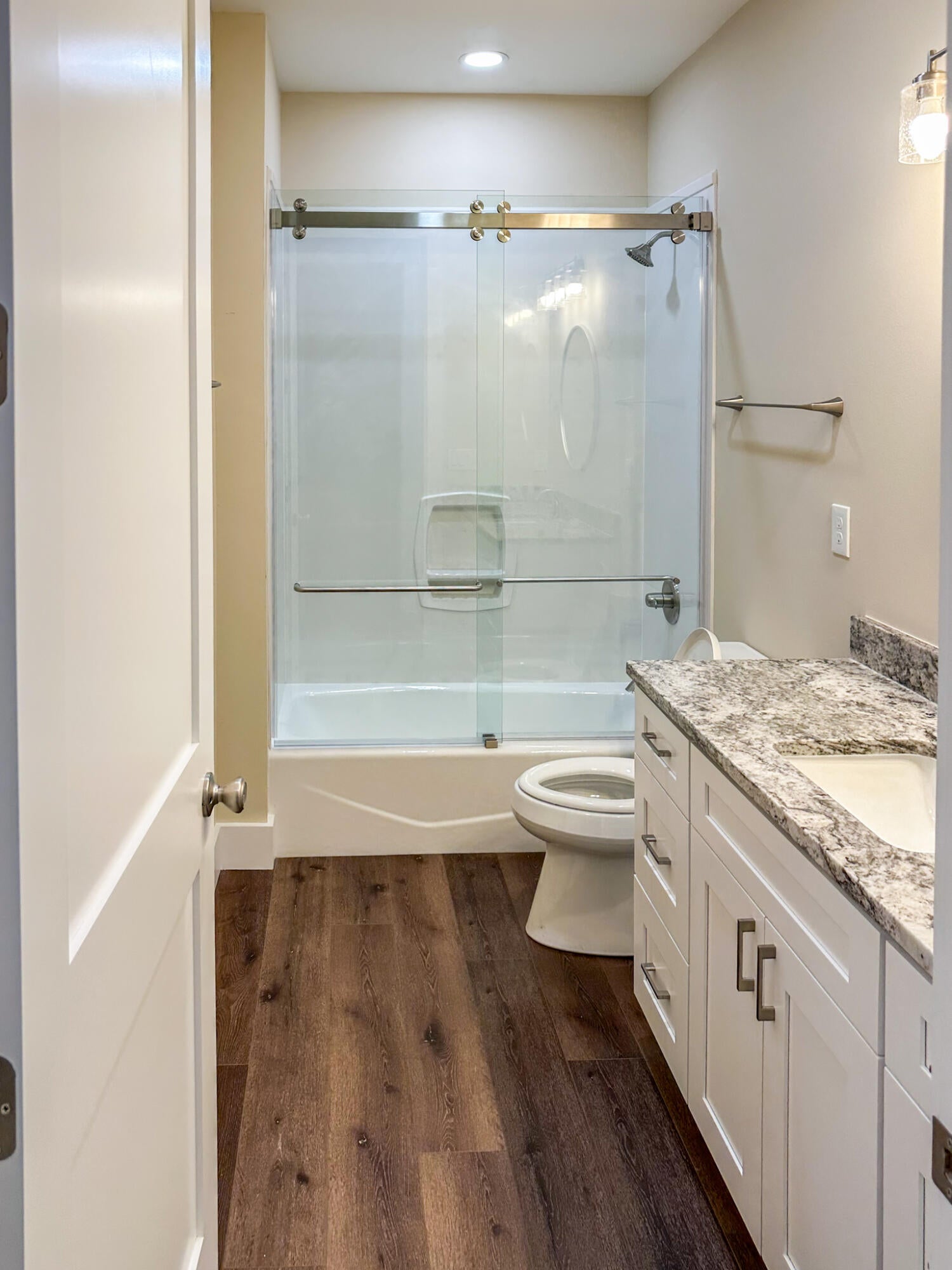 KELLYS 3RD ADDN TO DESTIN - Residential Lease