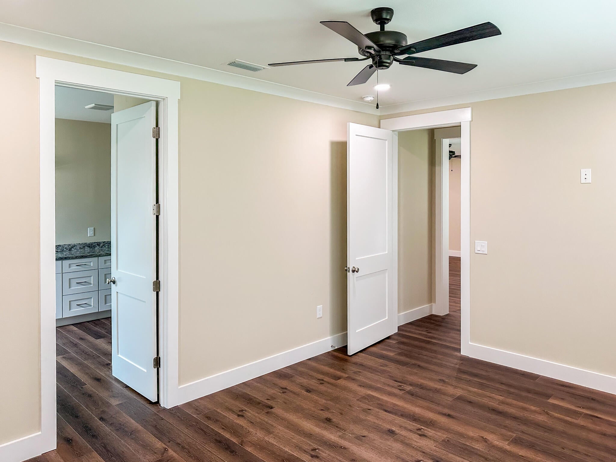 KELLYS 3RD ADDN TO DESTIN - Residential Lease