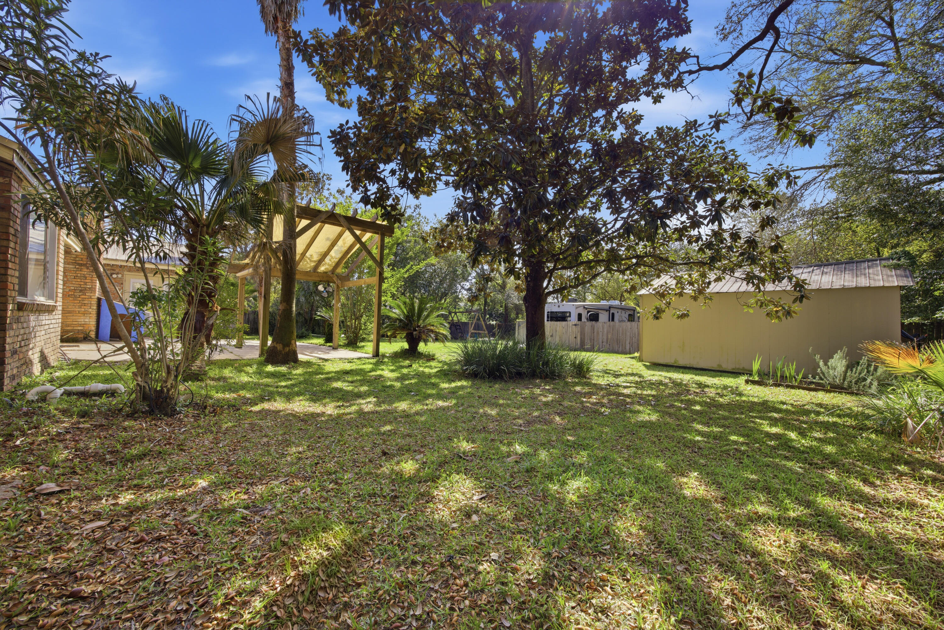 LAKE LORRAINE ESTATES 1 - Residential