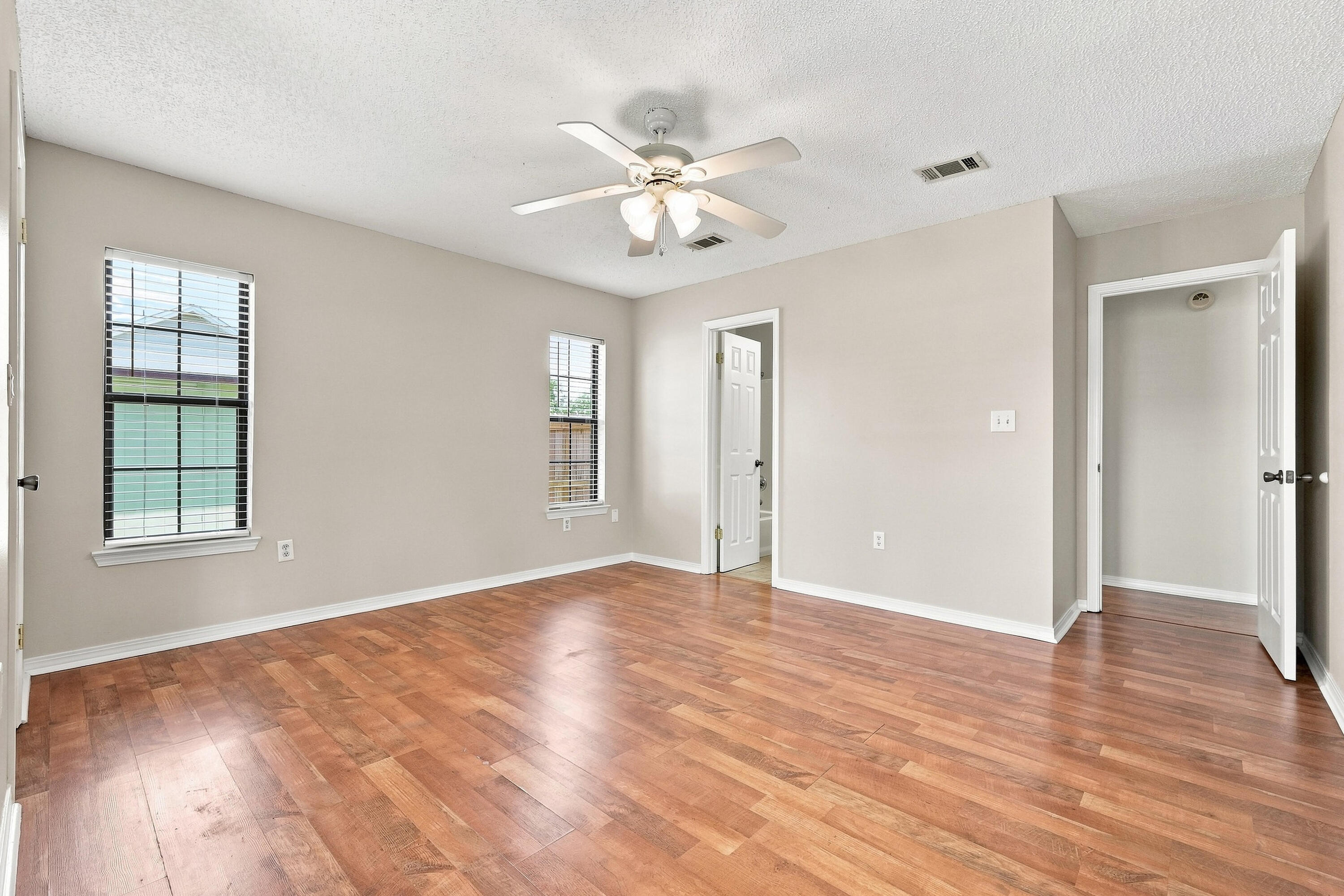COUNTRYVIEW ESTATES 5TH ADDN - Residential