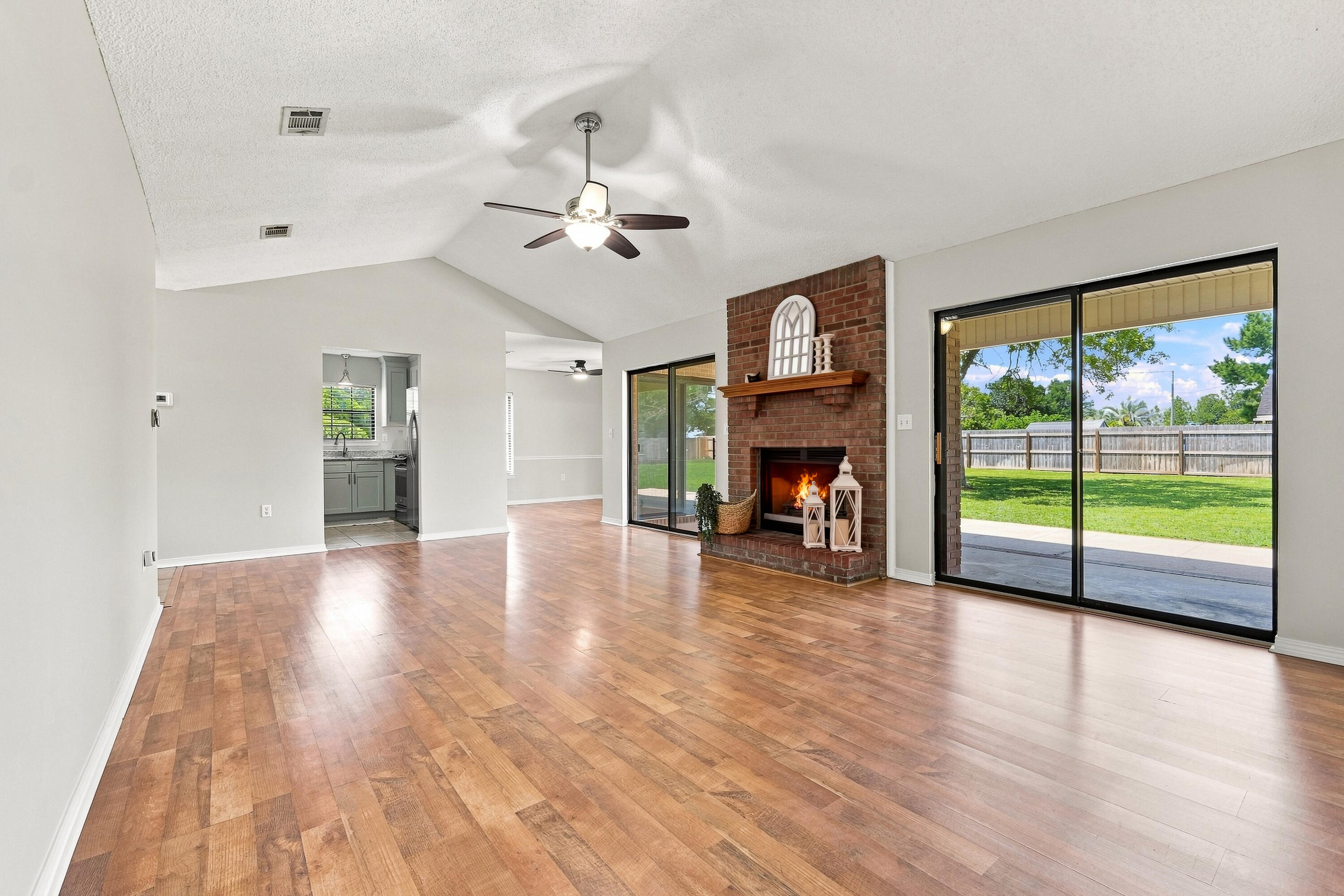 COUNTRYVIEW ESTATES 5TH ADDN - Residential