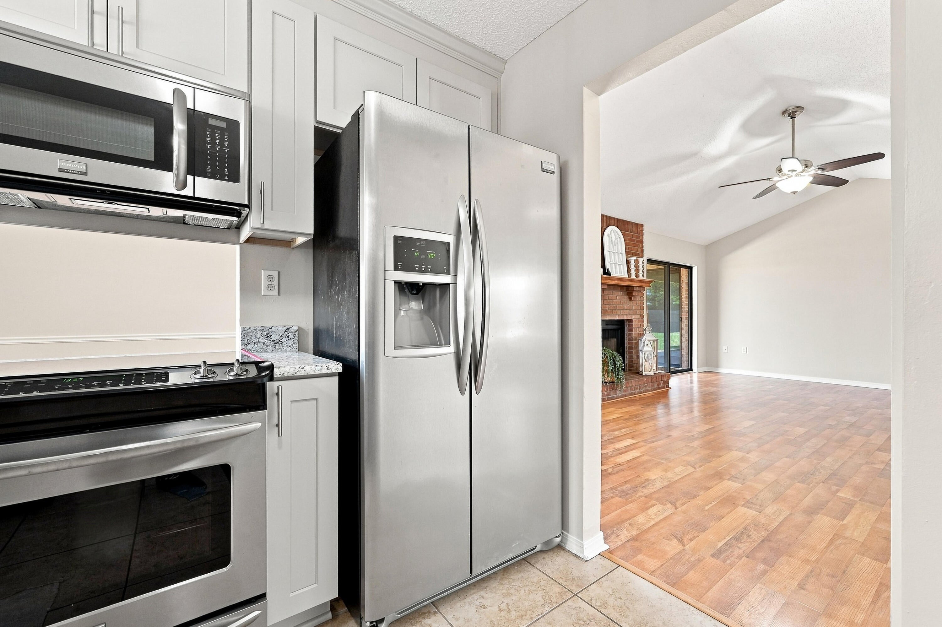 COUNTRYVIEW ESTATES 5TH ADDN - Residential