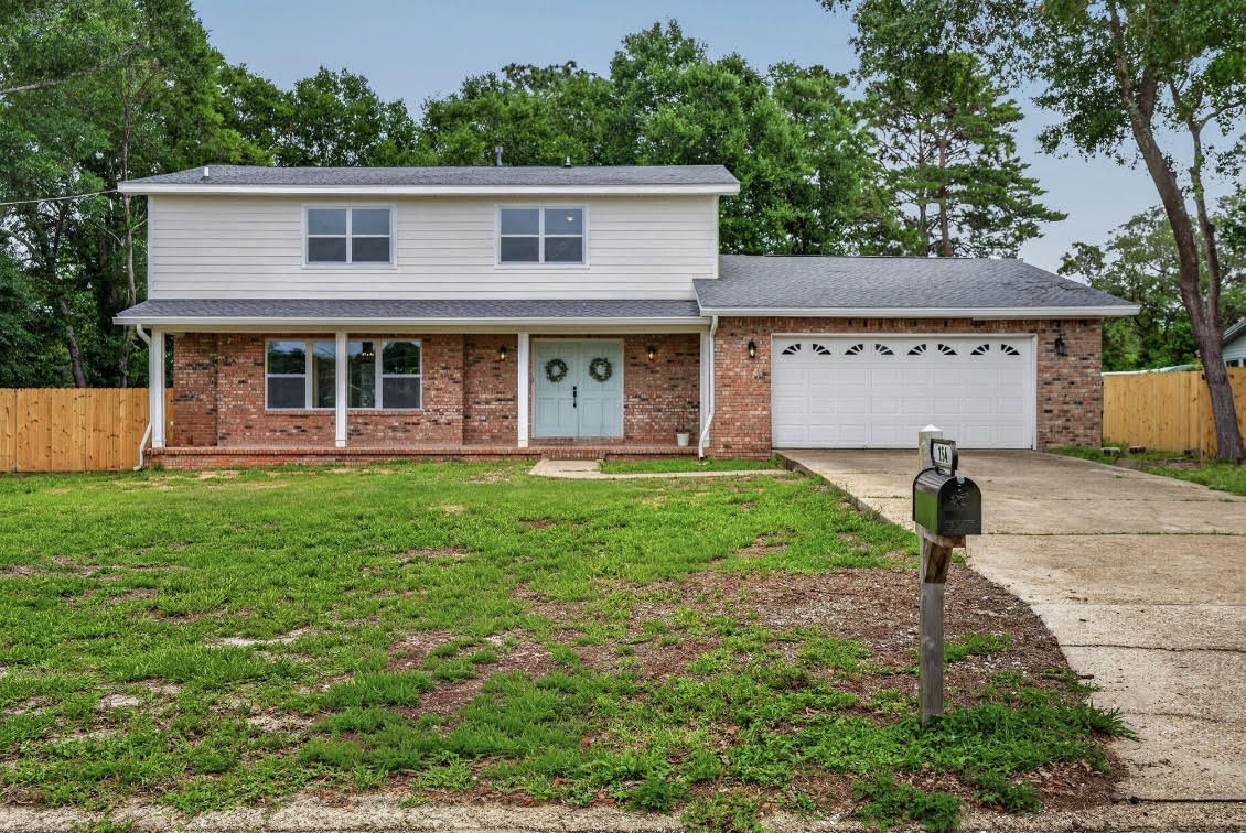 LAKE LORRAINE ESTATES 1 - Residential