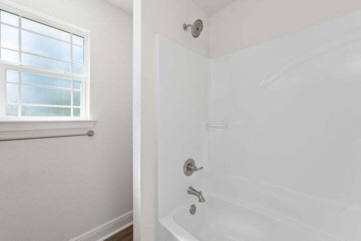 SANTA ROSA SHORES 4TH ADDN - Residential