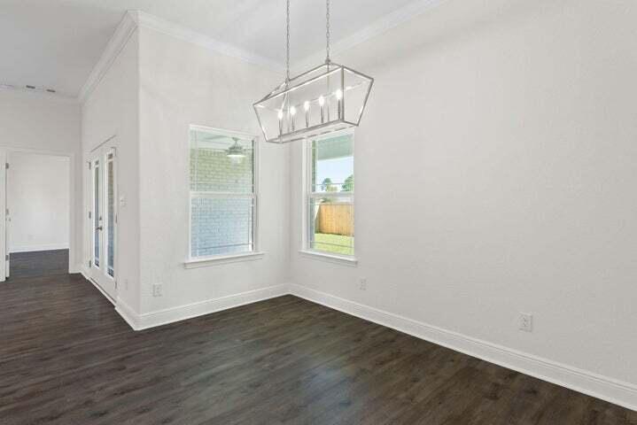 SANTA ROSA SHORES 4TH ADDN - Residential