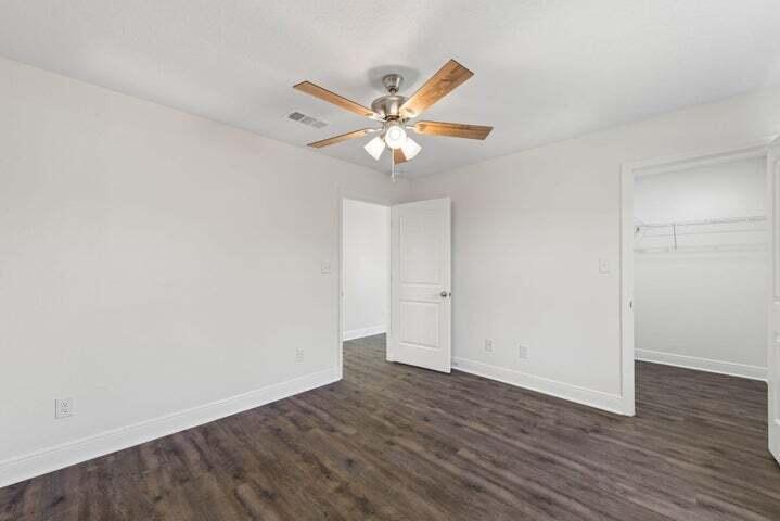 SANTA ROSA SHORES 4TH ADDN - Residential