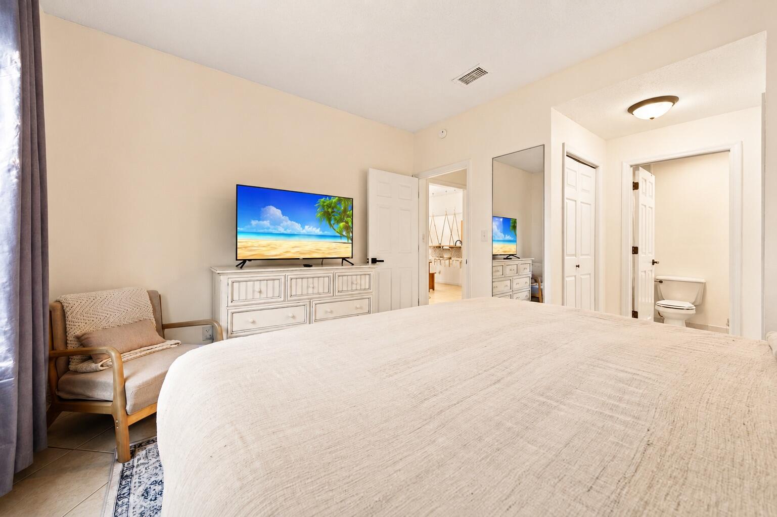 POINTE OF VIEW CONDO #909 - Residential