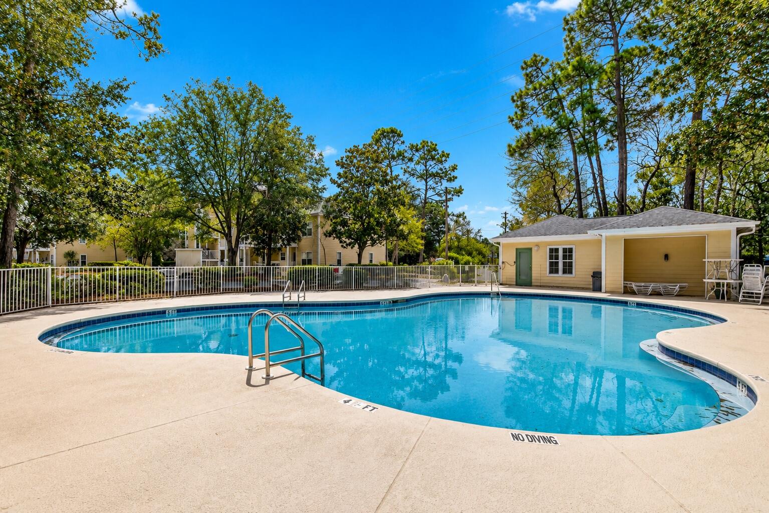 POINTE OF VIEW CONDO #909 - Residential