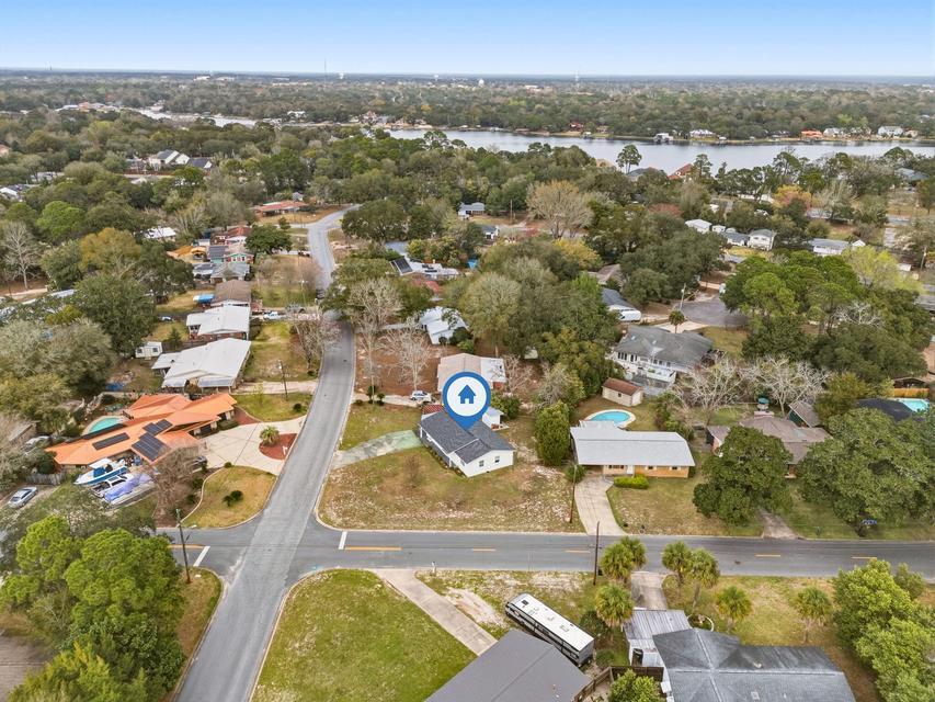 BAYOU WOODS - Residential Lease