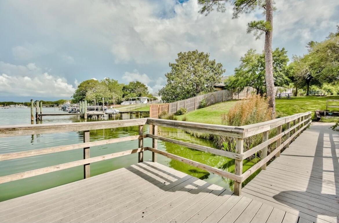 PINE RIDGE TRACE RE/SUB - Residential