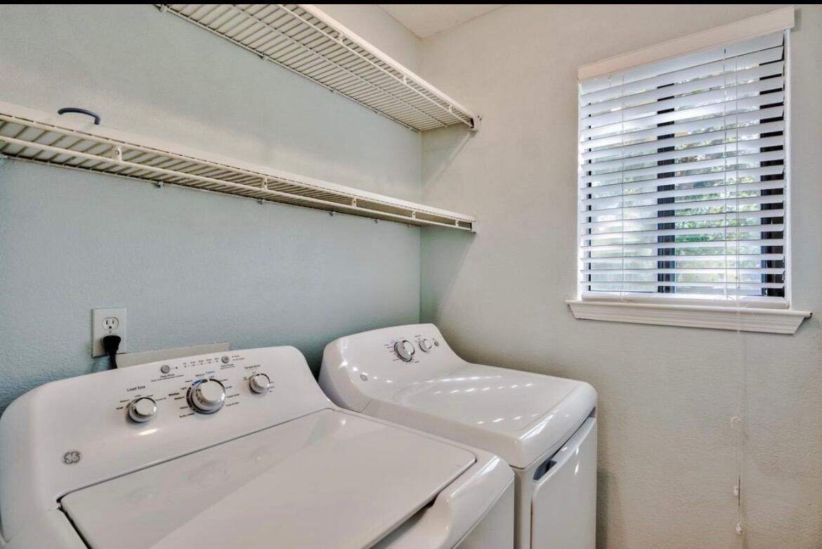PINE RIDGE TRACE RE/SUB - Residential