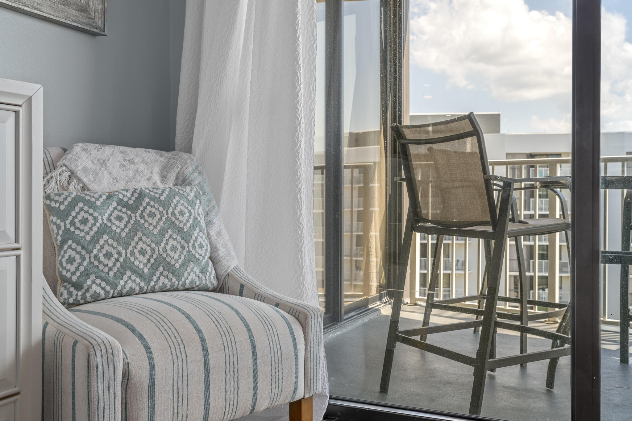 MAINSAIL CONDO PH 5 - Residential