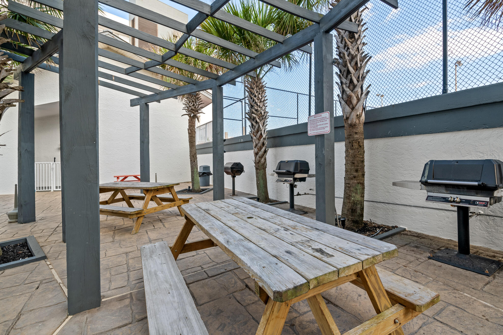 MAINSAIL CONDO PH 5 - Residential
