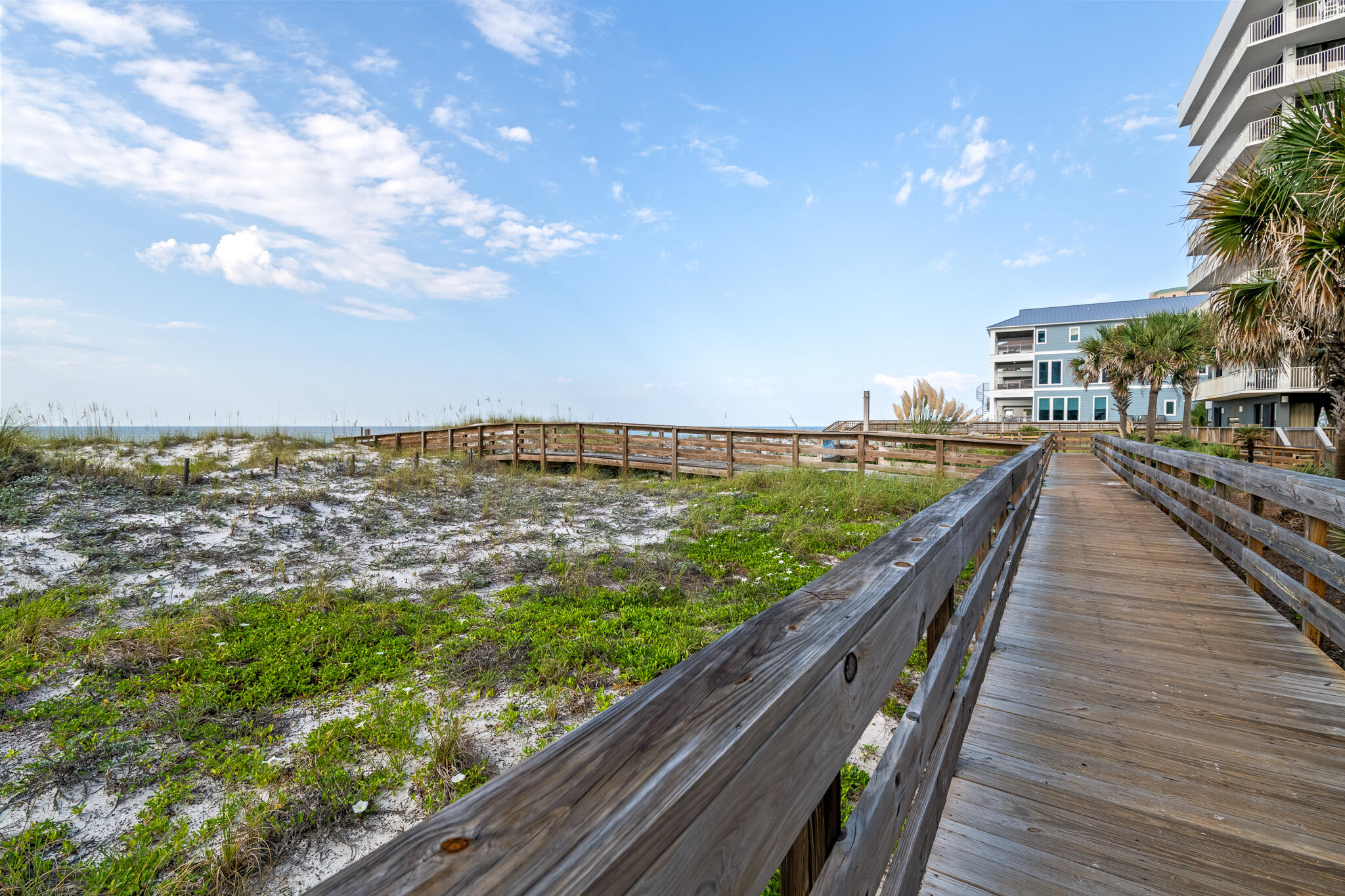MAINSAIL CONDO PH 5 - Residential