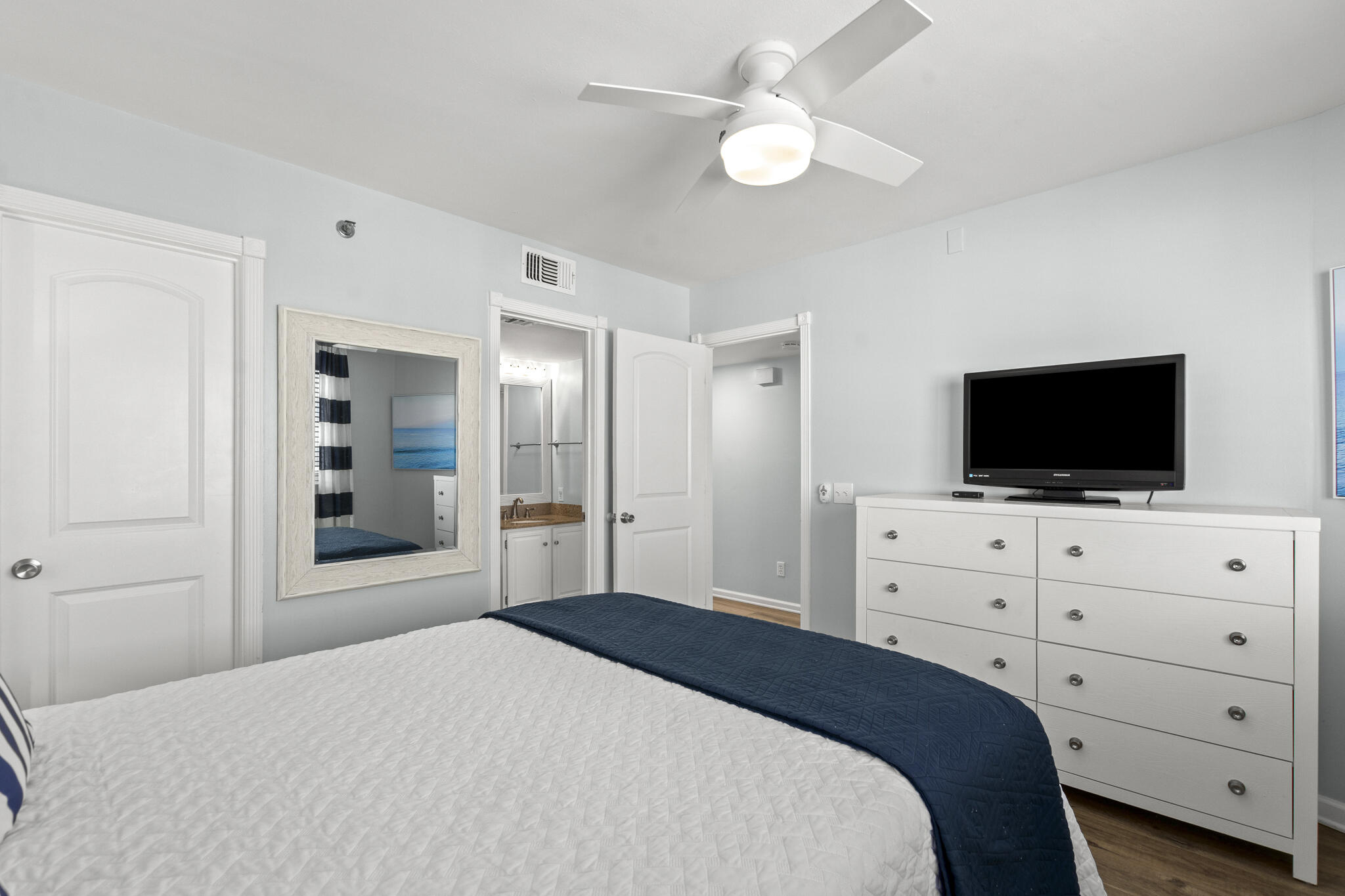MAINSAIL CONDO PH 5 - Residential