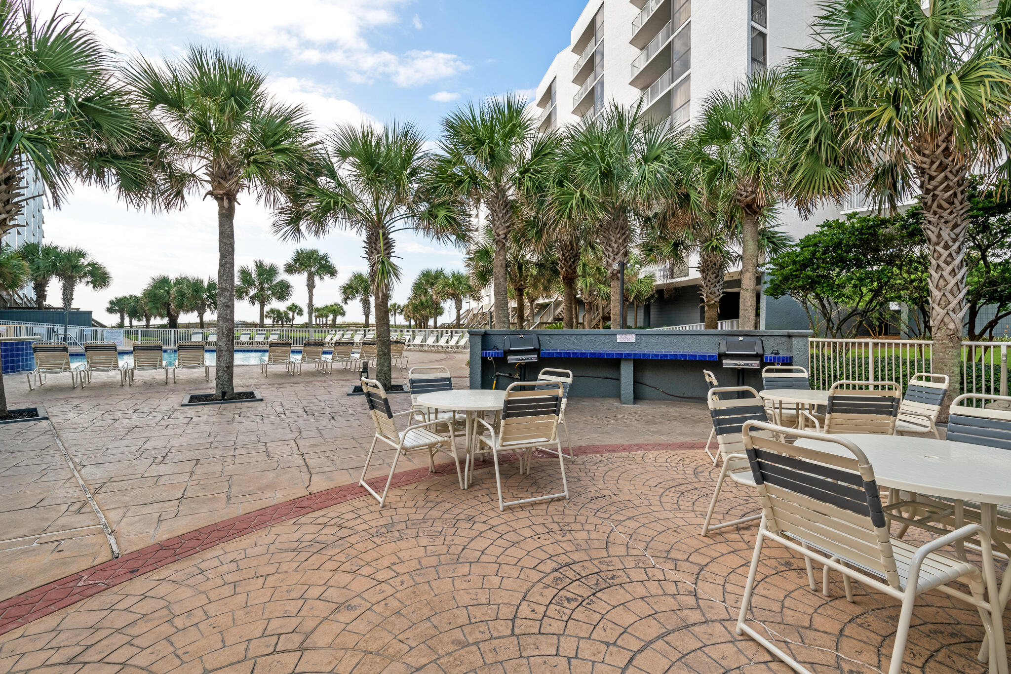 MAINSAIL CONDO PH 5 - Residential