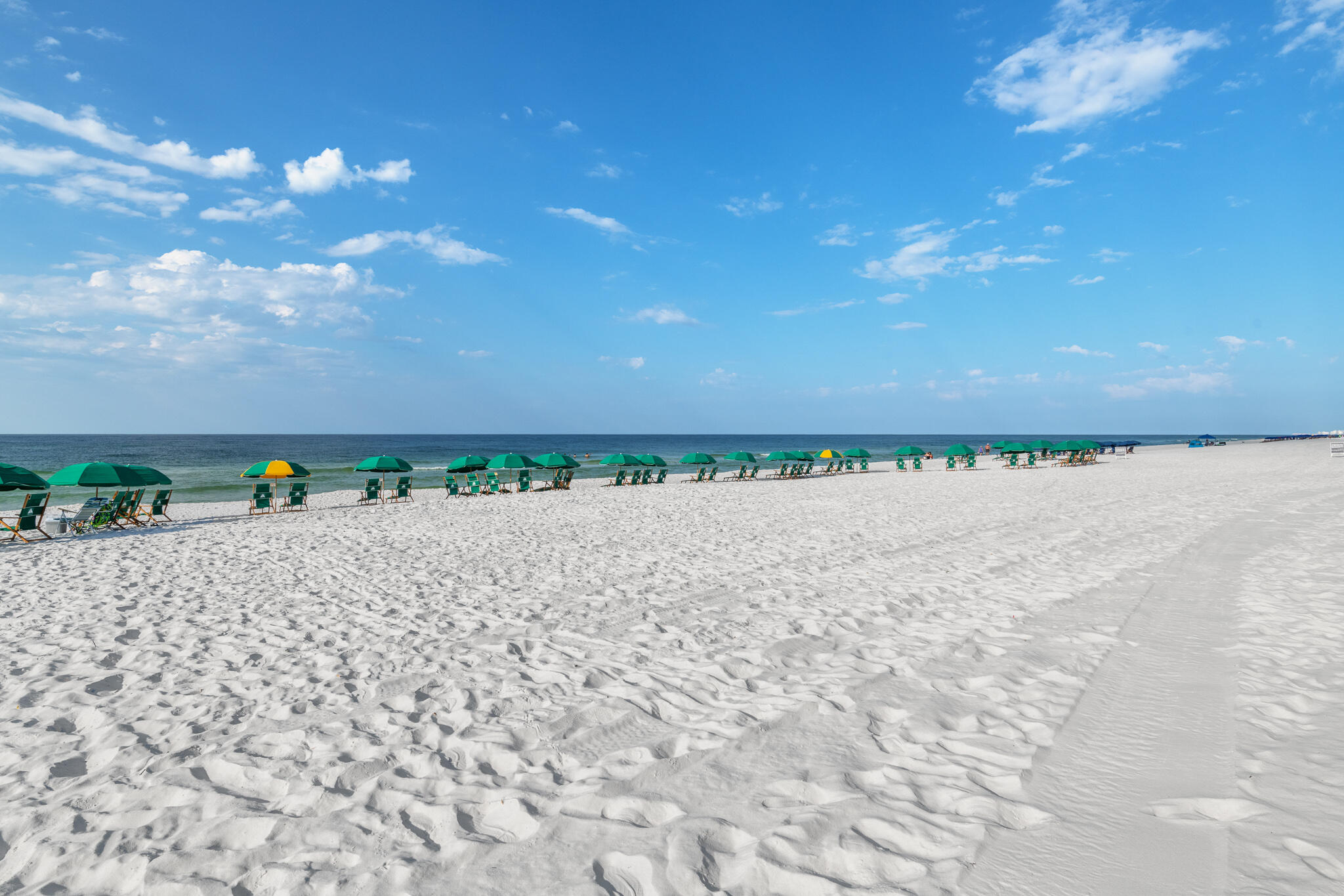 MAINSAIL CONDO PH 5 - Residential