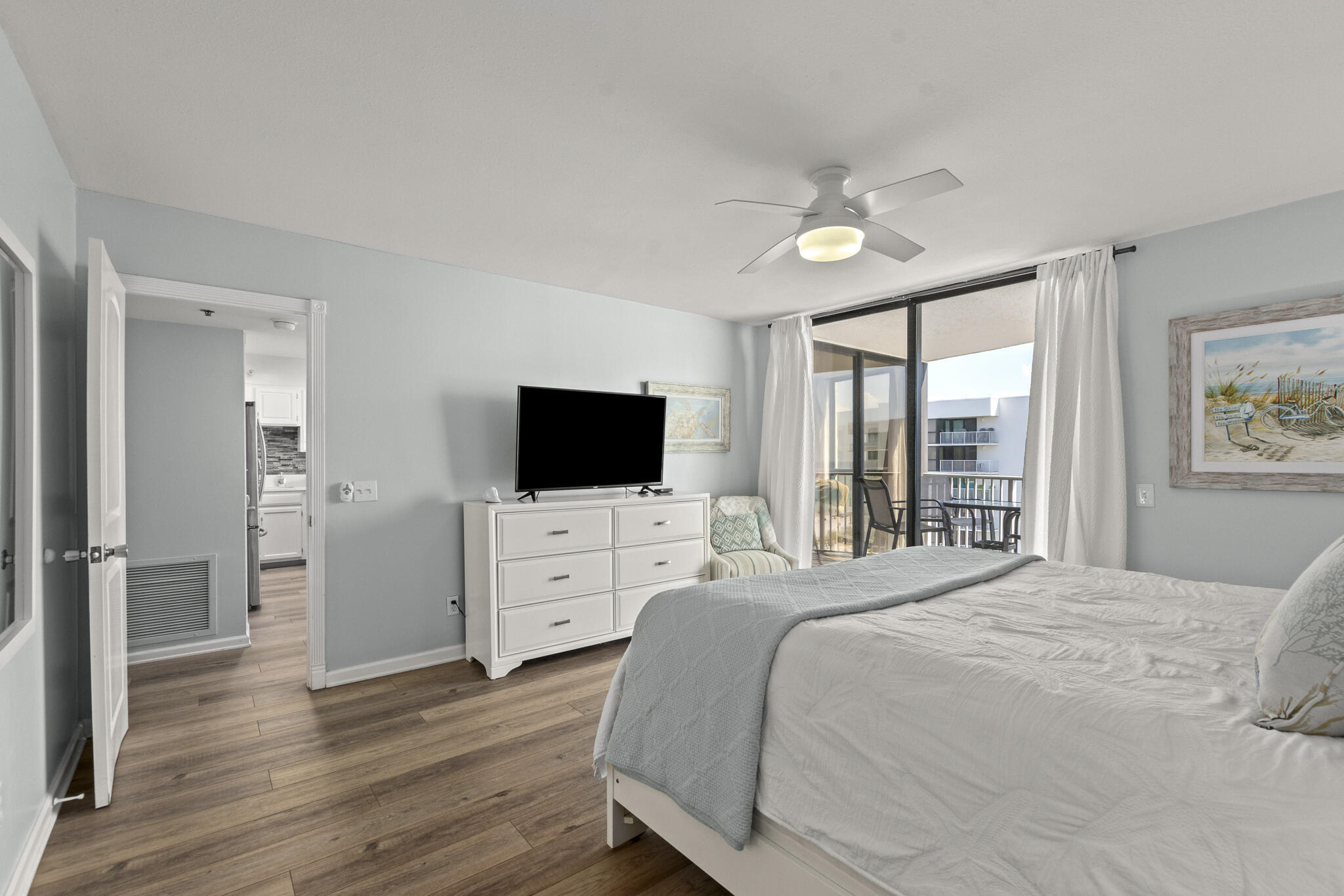 MAINSAIL CONDO PH 5 - Residential