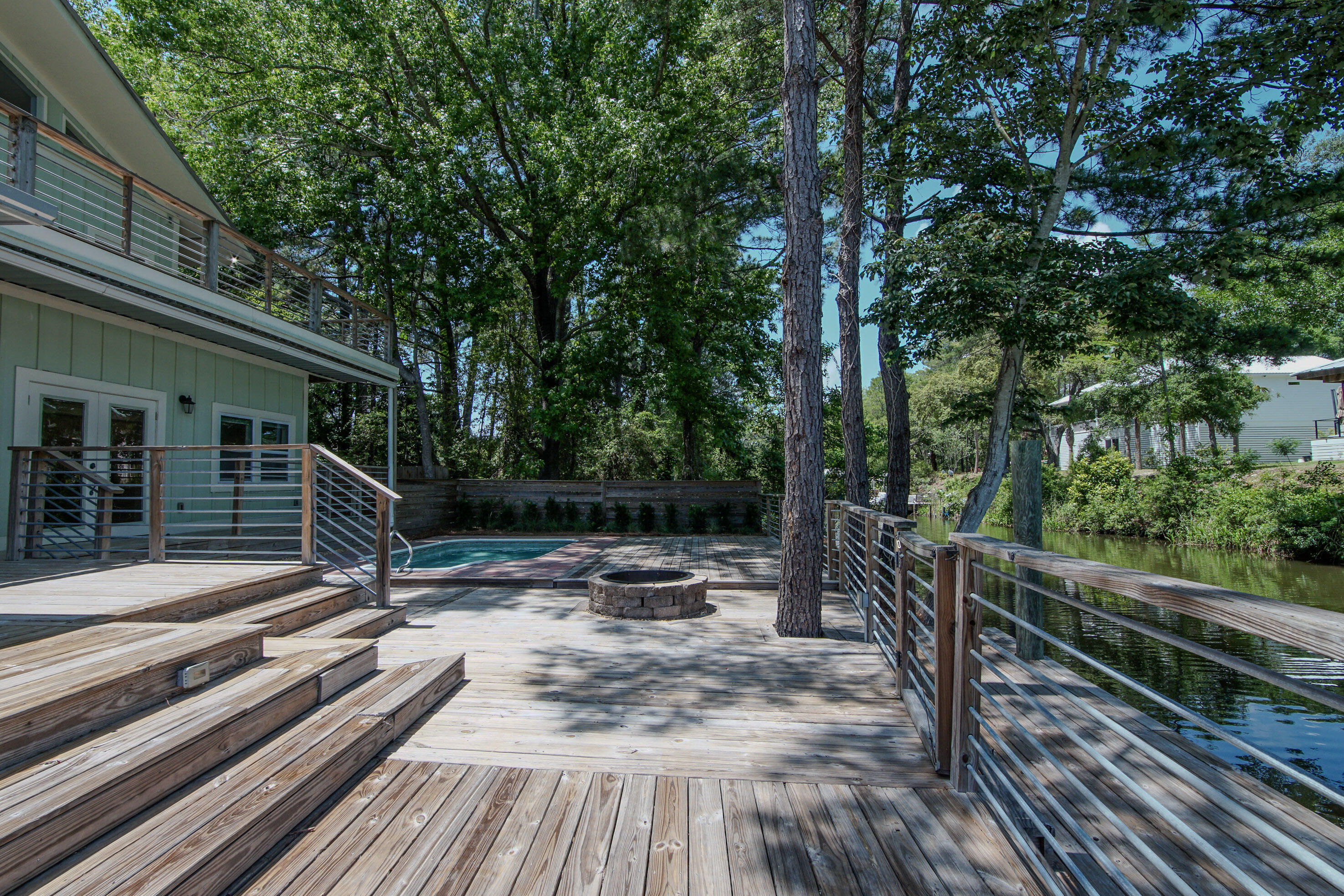 DAUGHETTES AMENDED - Residential