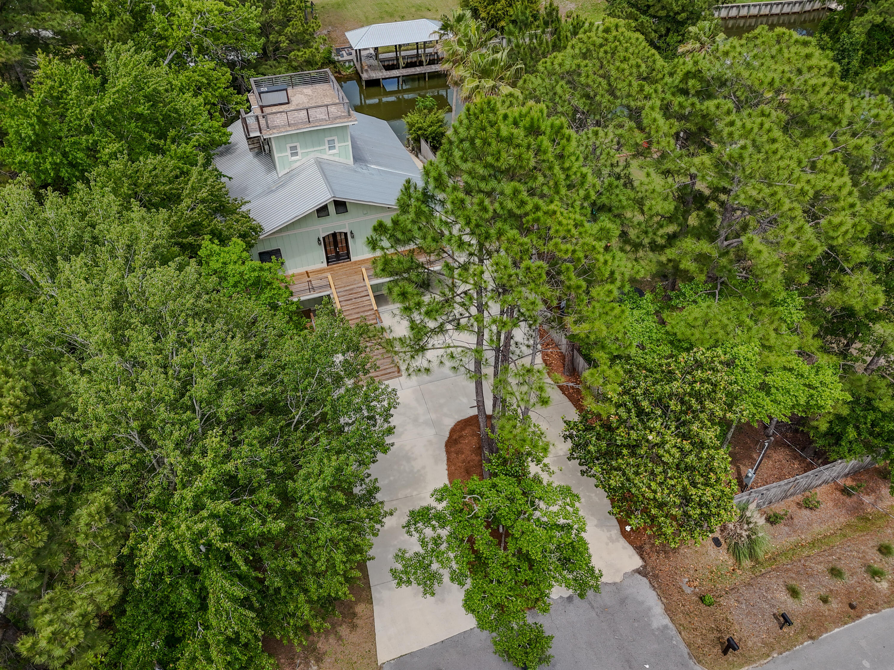 DAUGHETTES AMENDED - Residential