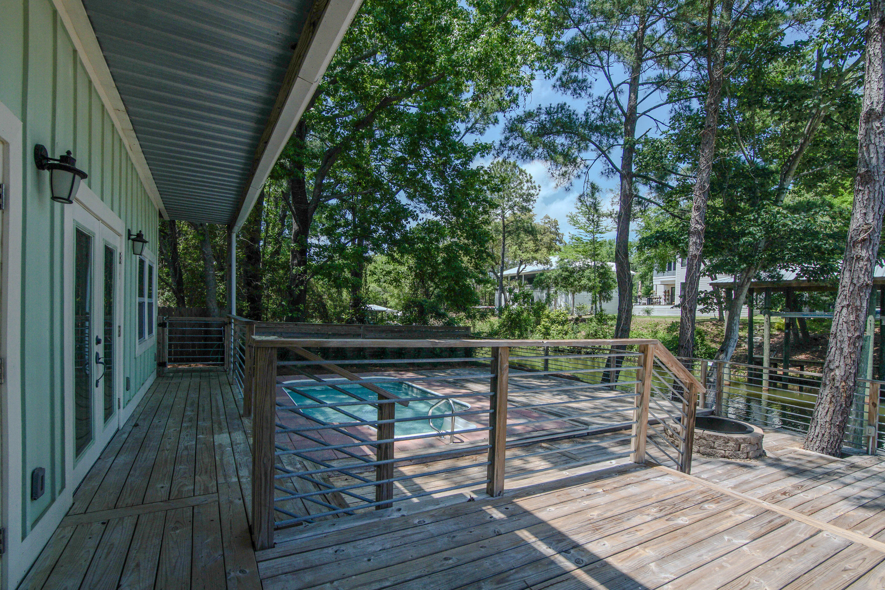 DAUGHETTES AMENDED - Residential