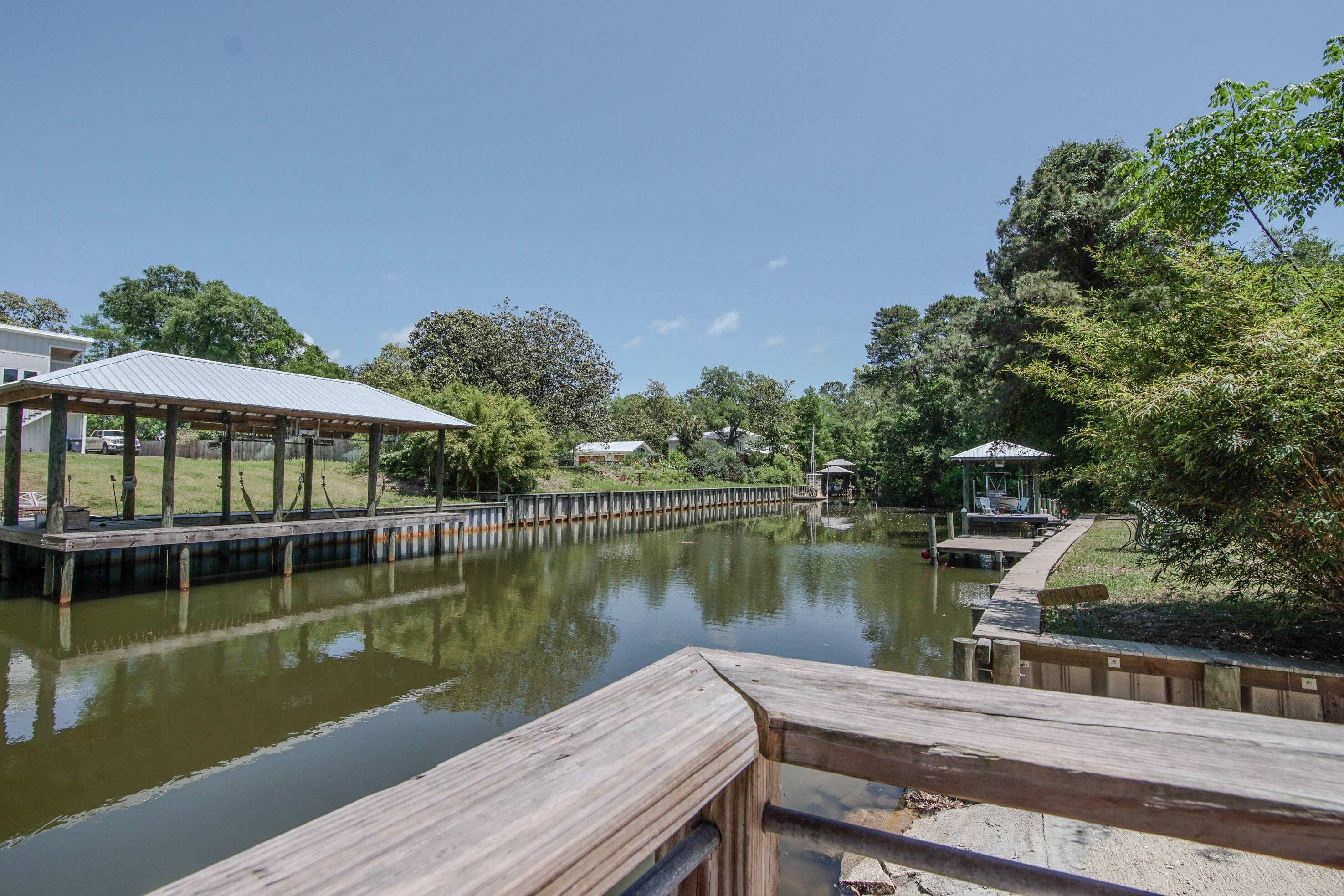 DAUGHETTES AMENDED - Residential